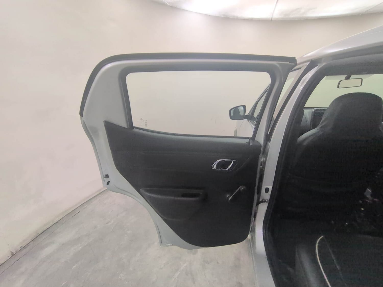 Used 2019 Renault Kwid RXT Opt Petrol Manual interior LEFT REAR DOOR OPEN VIEW