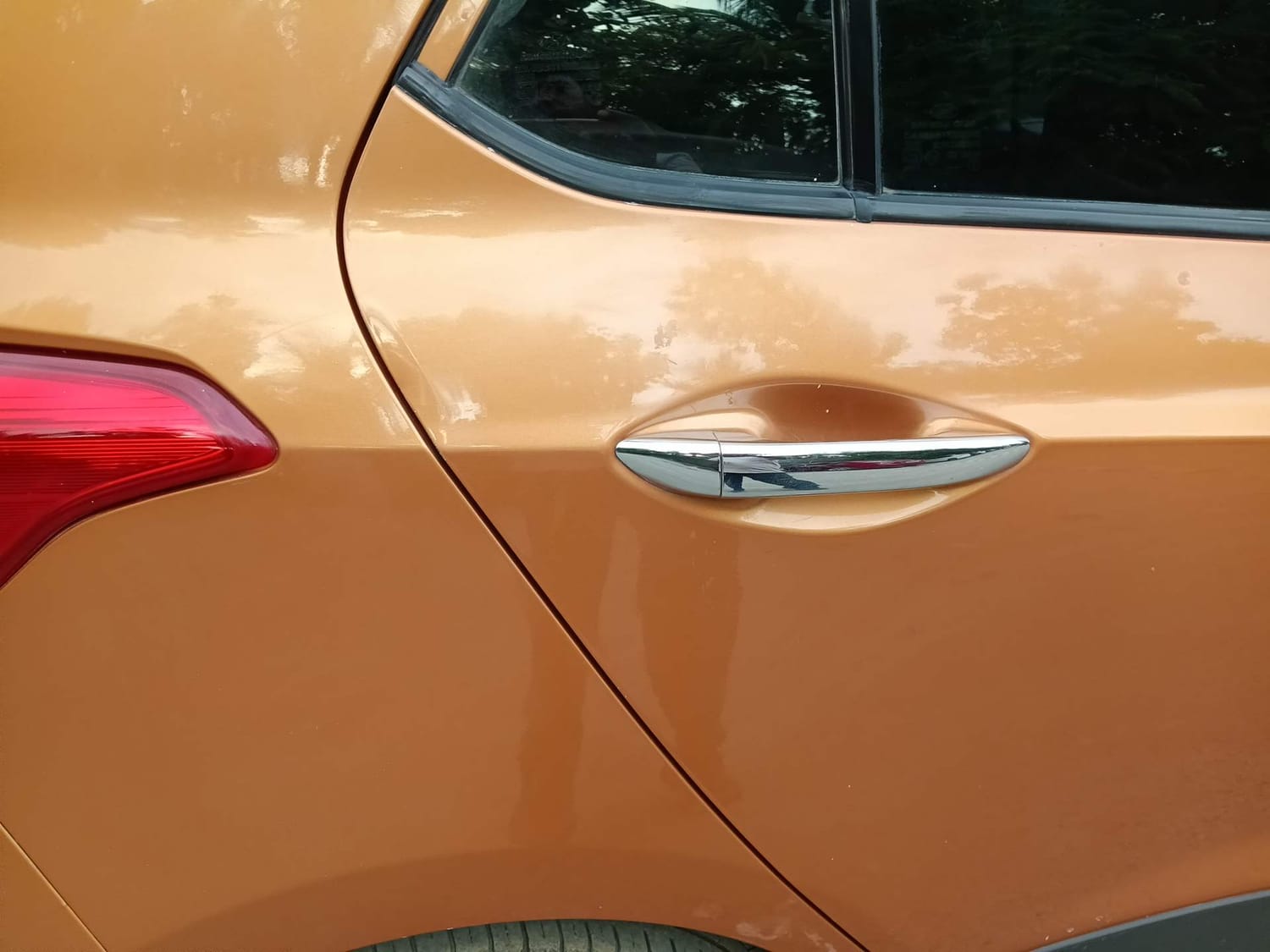 Used 2015 Hyundai Grand i10 Asta 1.2 Kappa VTVT (O) Petrol Manual dents MINOR DENT