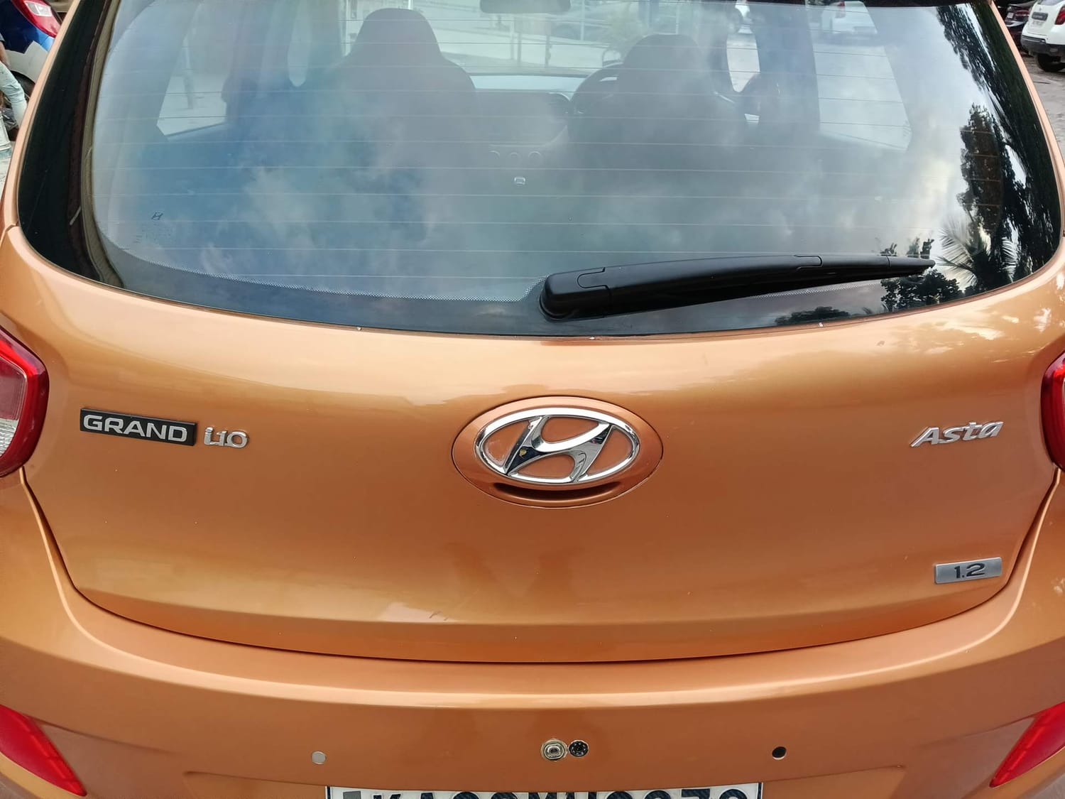 Used 2015 Hyundai Grand i10 Asta 1.2 Kappa VTVT (O) Petrol Manual dents MINOR SCRATCH