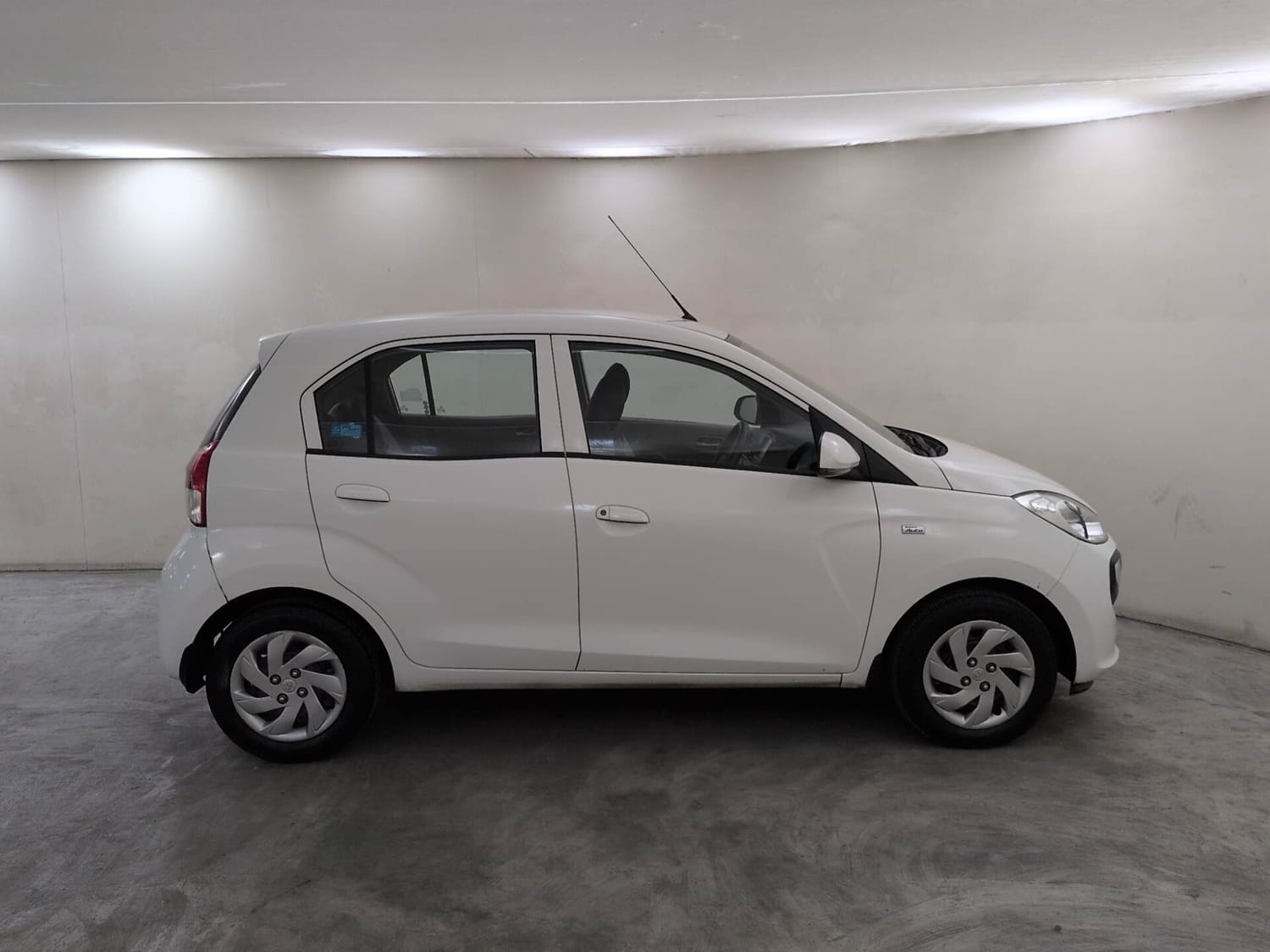 Used 2022 Hyundai Santro Sportz AMT Petrol Automatic exterior RIGHT SIDE VIEW