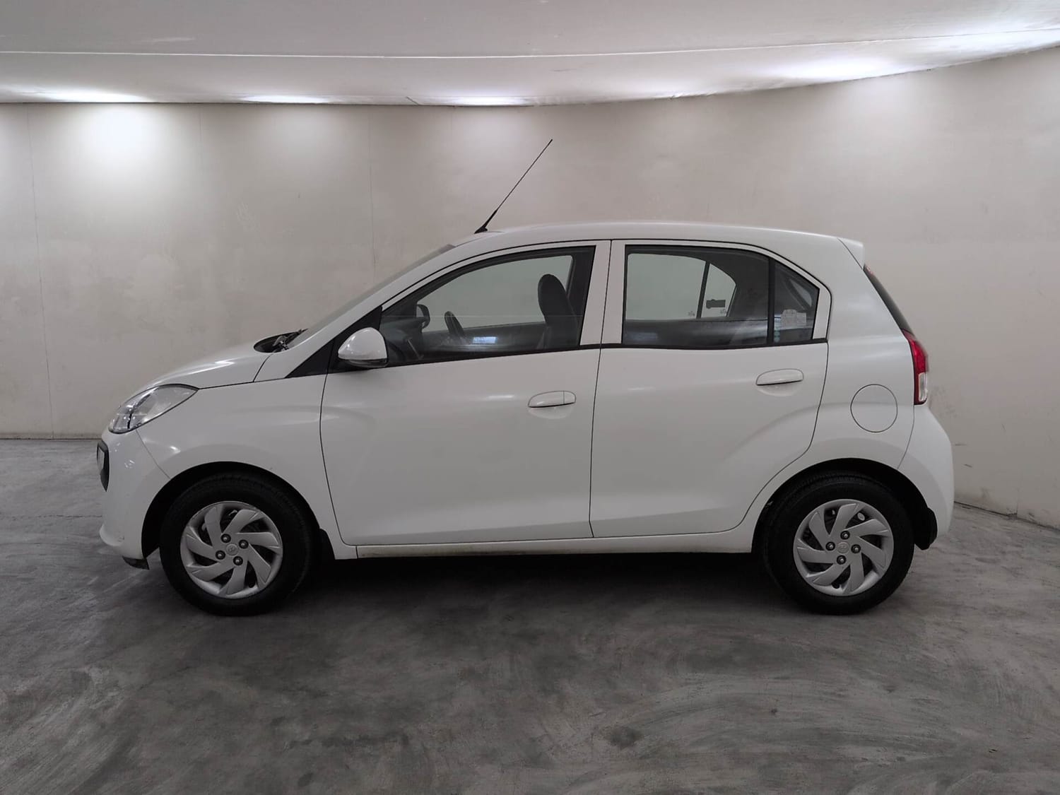 Used 2022 Hyundai Santro Sportz AMT Petrol Automatic exterior LEFT SIDE VIEW