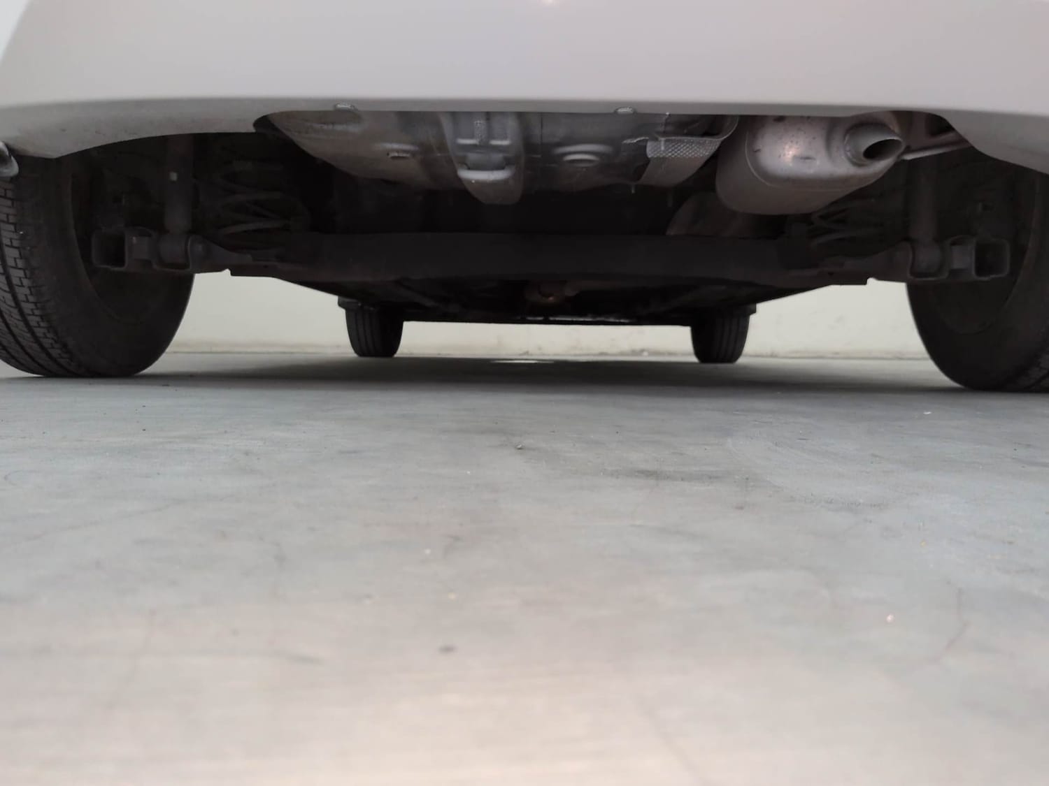 Used 2022 Hyundai Santro Sportz AMT Petrol Automatic extra REAR UNDERBODY VIEW (TAKEN FROM REAR)
