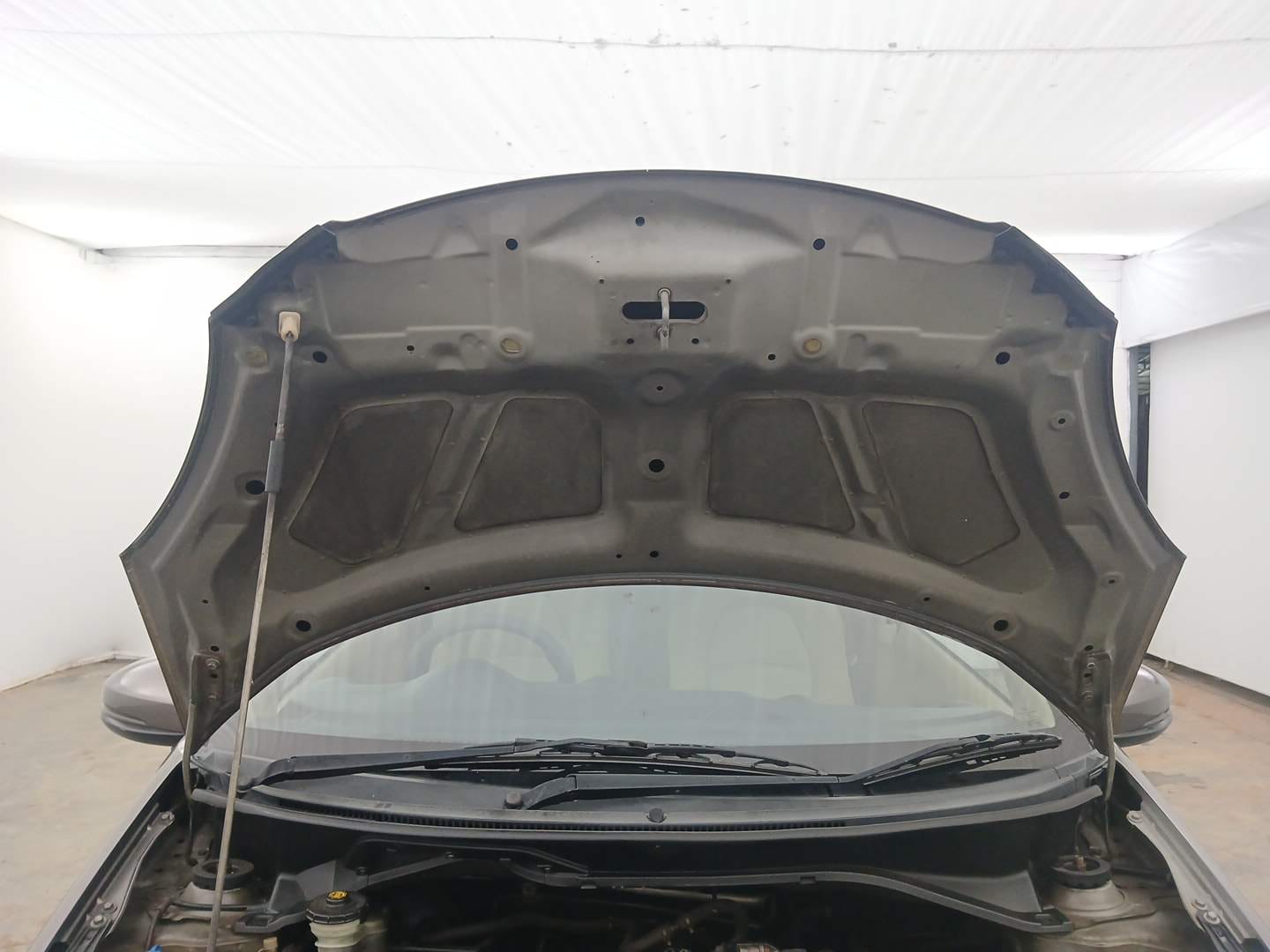 Used 2016 Honda Brio S MT Petrol Manual engine ENGINE & BONNET OPEN FRONT VIEW