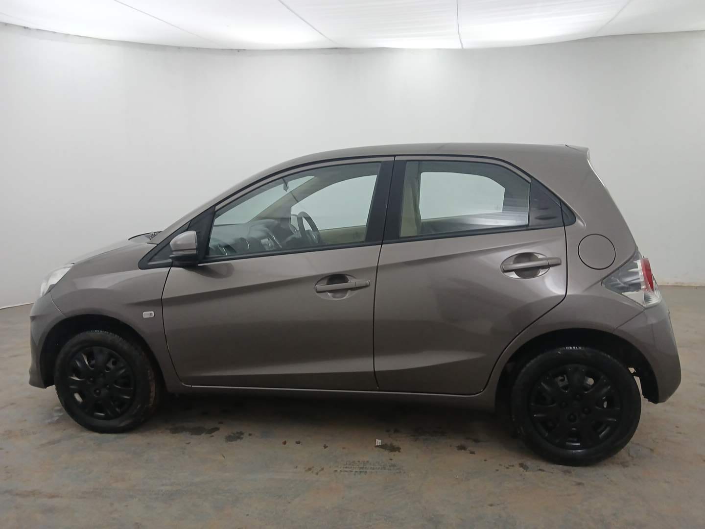 Used 2016 Honda Brio S MT Petrol Manual exterior LEFT SIDE VIEW