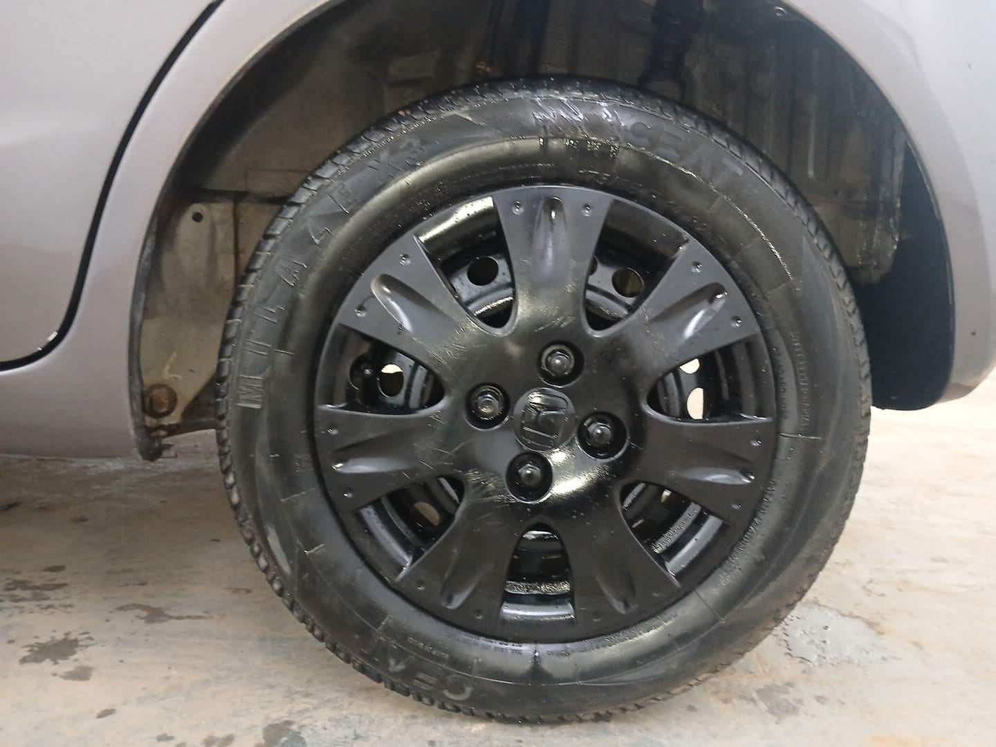 Used 2016 Honda Brio S MT Petrol Manual tyres LEFT REAR TYRE RIM VIEW