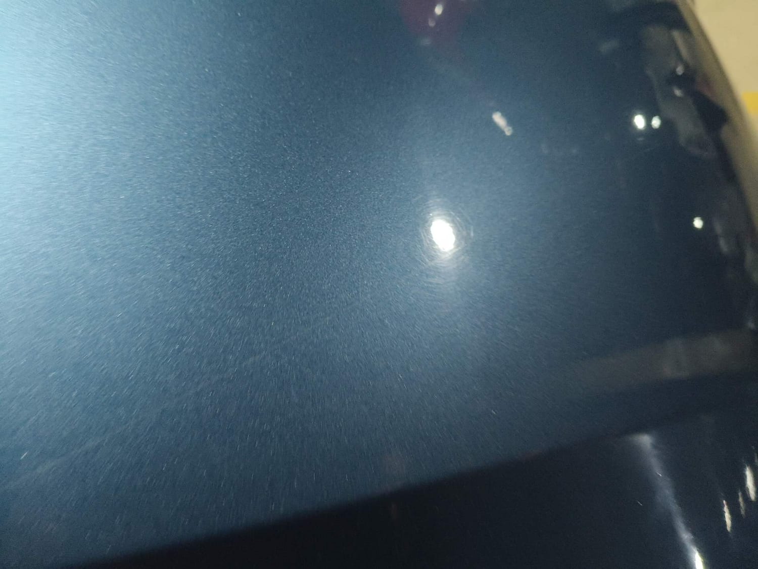 Used 2017 Volkswagen Polo Highline Plus 1.2( P)16 Alloy Petrol Manual dents MINOR SCRATCH