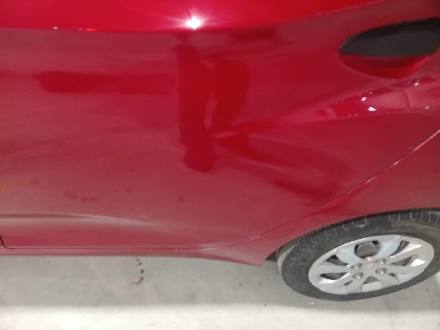 Used 2014 Hyundai Eon Magna + Petrol Manual dents MINOR DENT