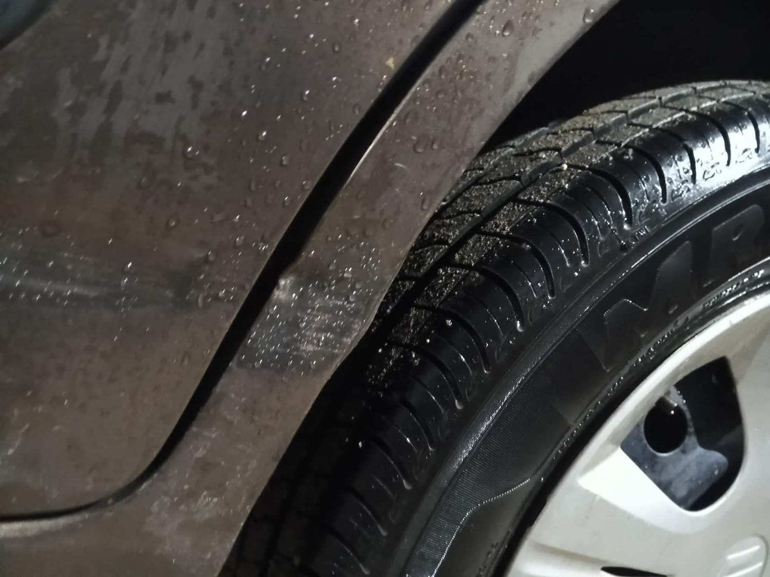 Used 2016 Maruti Suzuki Wagon R VXI Petrol Manual dents MINOR DENT