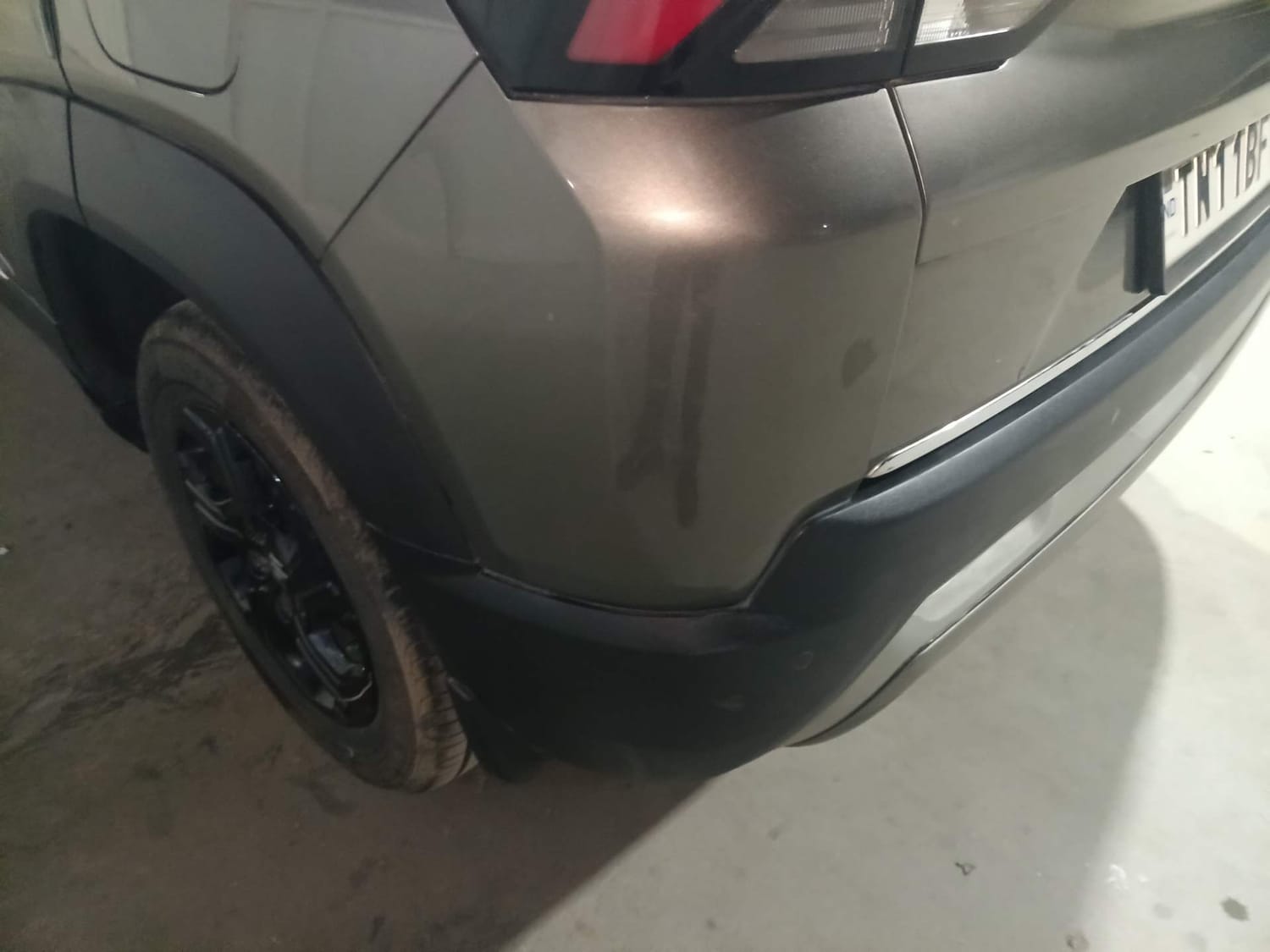 Used 2023 Maruti Suzuki Brezza ZXi Petrol Manual dents MINOR SCRATCH