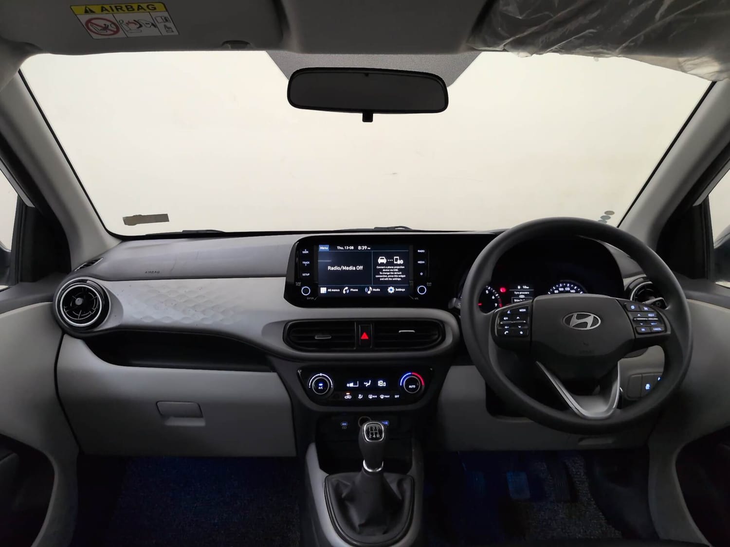 Used 2023 Hyundai Grand i10 Nios Sportz 1.2 Kappa VTVT Petrol Manual interior DASHBOARD VIEW