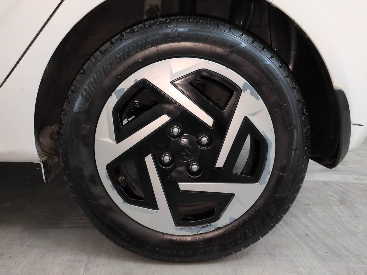 Used 2023 Hyundai Grand i10 Nios Sportz 1.2 Kappa VTVT Petrol Manual tyres LEFT REAR TYRE RIM VIEW