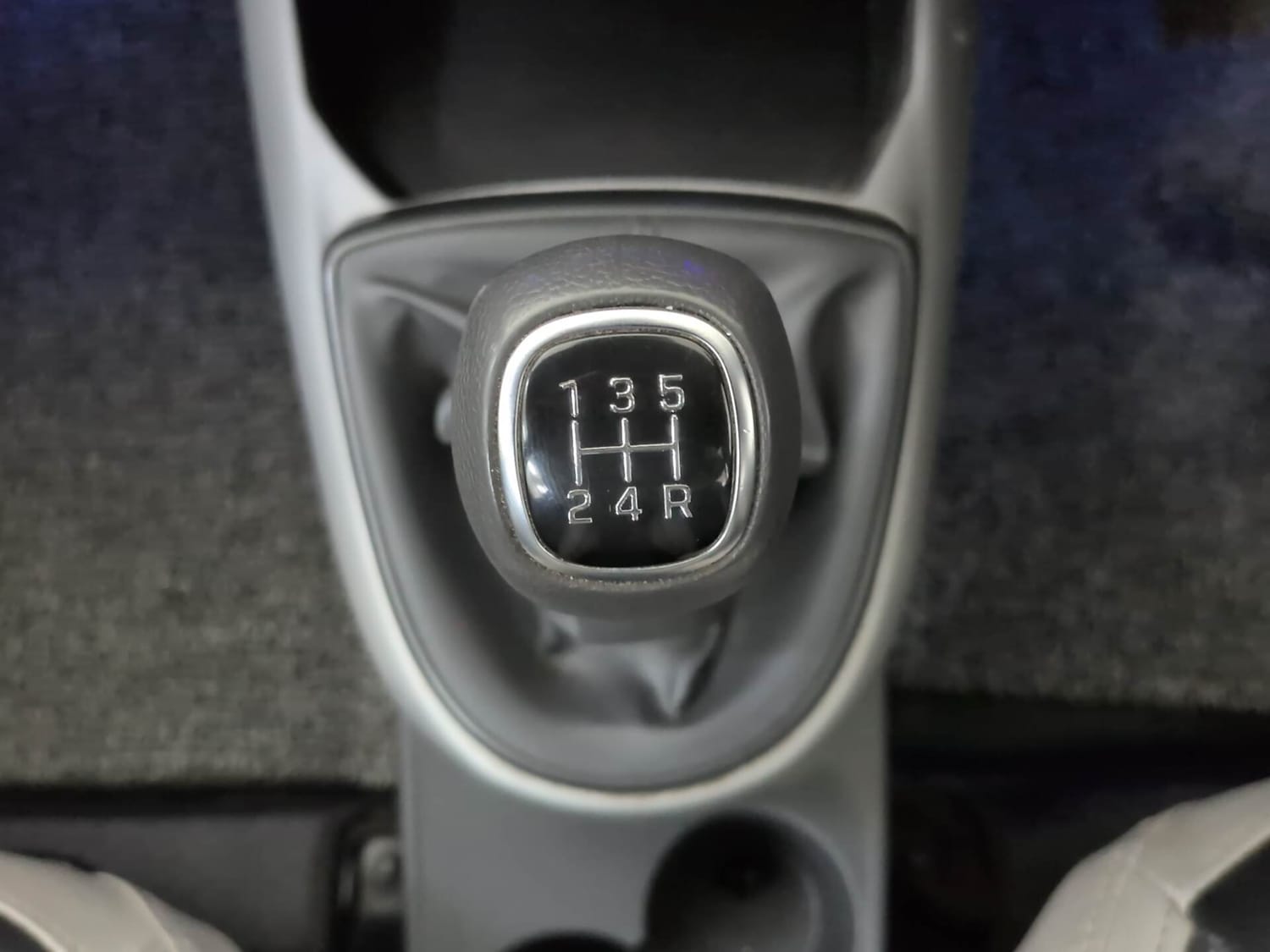 Used 2023 Hyundai Grand i10 Nios Sportz 1.2 Kappa VTVT Petrol Manual interior GEAR  KNOB VIEW