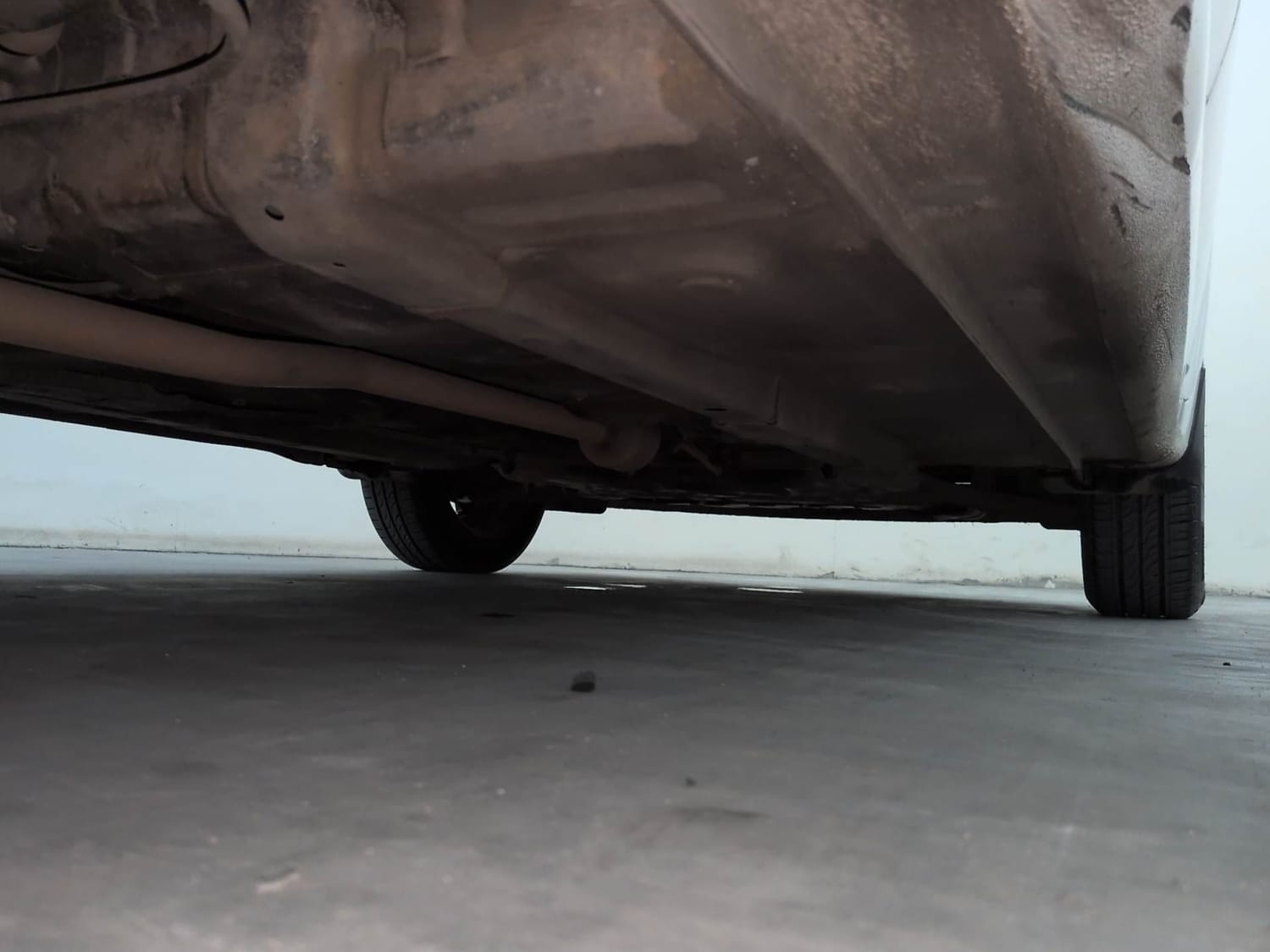 Used 2023 Hyundai Grand i10 Nios Sportz 1.2 Kappa VTVT Petrol Manual extra REAR RIGHT UNDERBODY VIEW