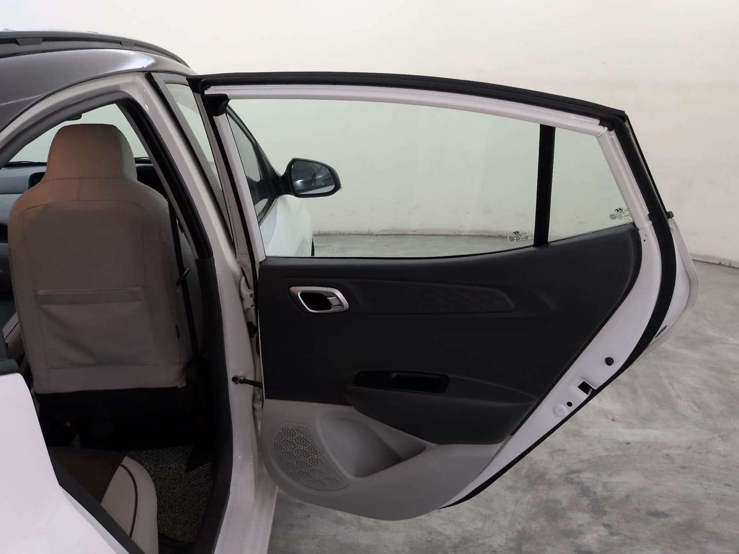 Used 2023 Hyundai Grand i10 Nios Sportz 1.2 Kappa VTVT Petrol Manual interior RIGHT REAR DOOR OPEN VIEW