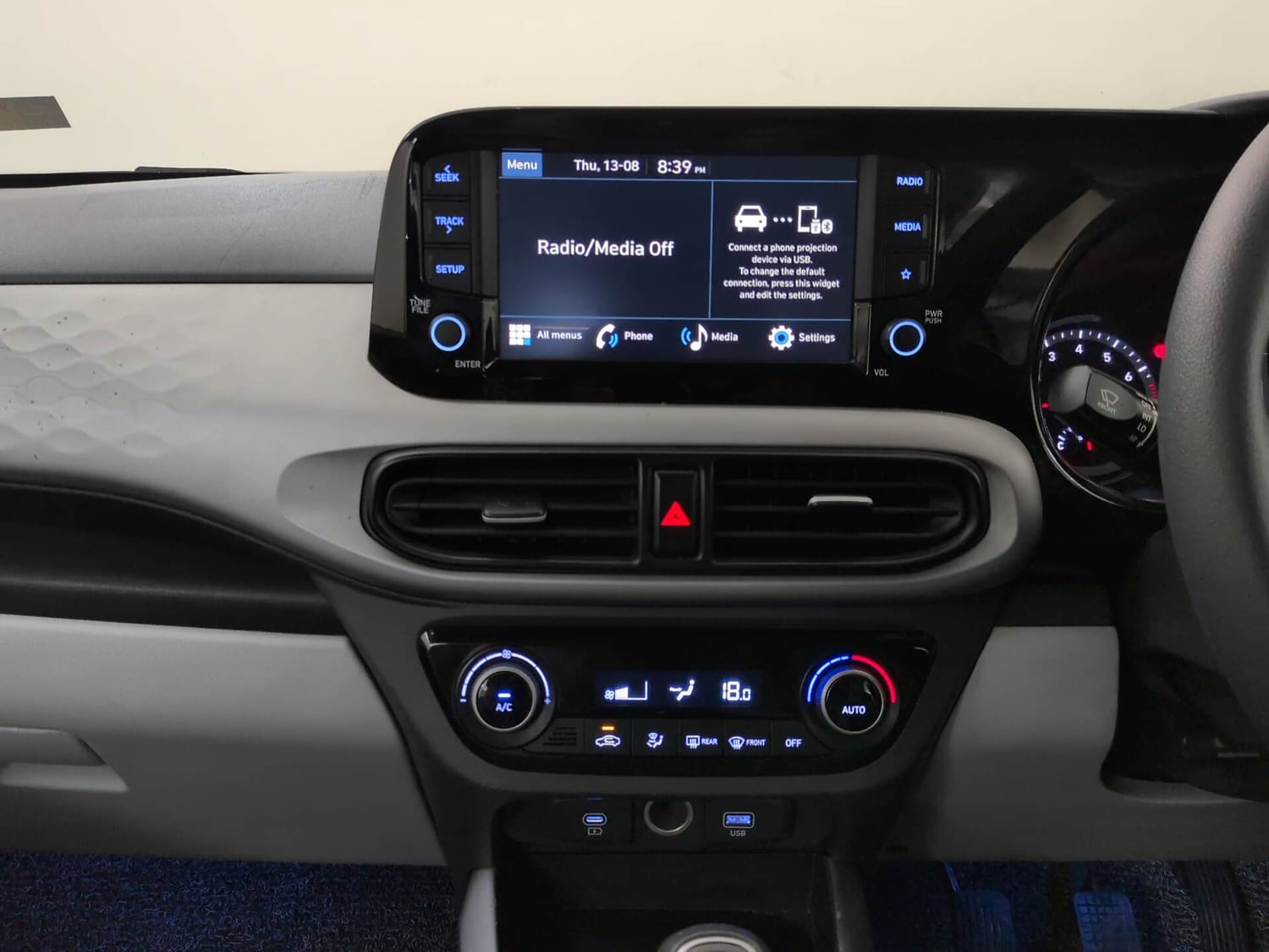 Used 2023 Hyundai Grand i10 Nios Sportz 1.2 Kappa VTVT Petrol Manual interior MUSIC SYSTEM & AC CONTROL VIEW
