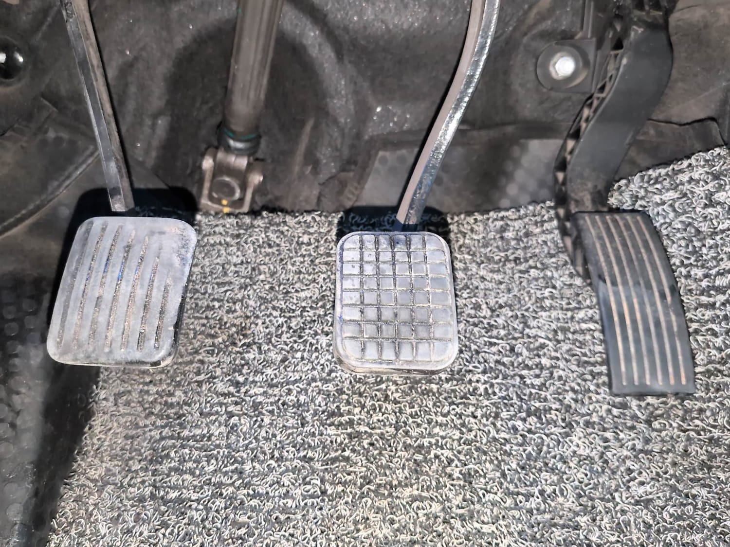 Used 2023 Hyundai Grand i10 Nios Sportz 1.2 Kappa VTVT Petrol Manual interior PEDALS VIEW