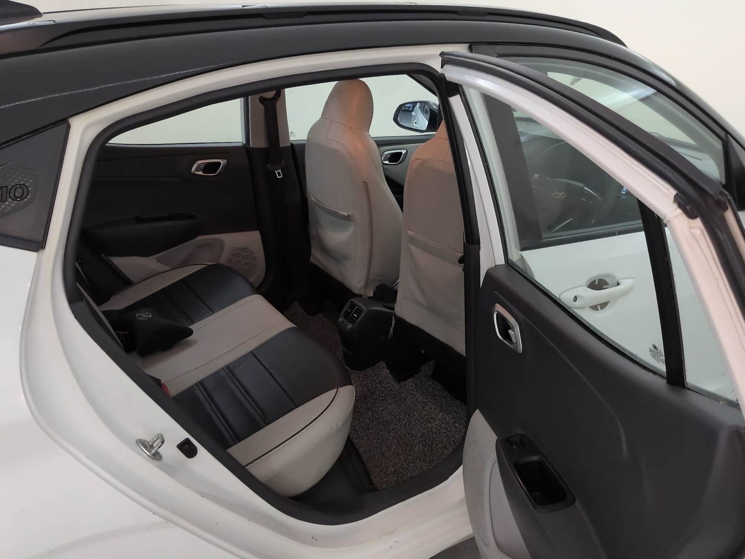 Used 2023 Hyundai Grand i10 Nios Sportz 1.2 Kappa VTVT Petrol Manual interior RIGHT SIDE REAR DOOR CABIN VIEW
