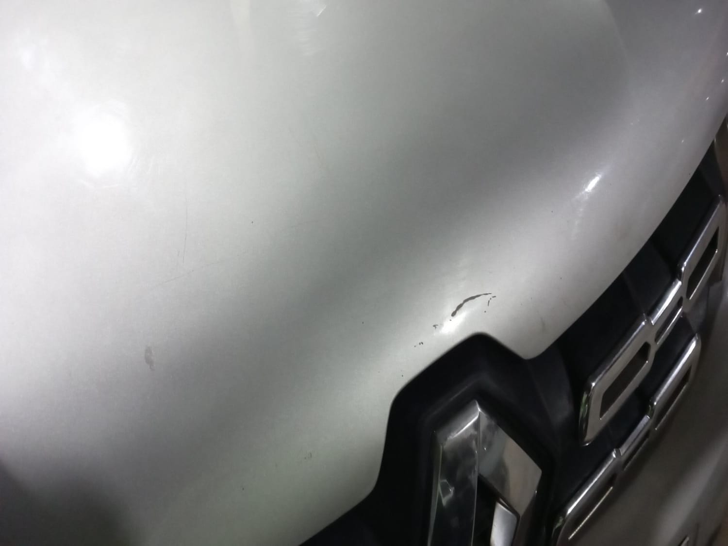 Used 2016 Renault Kwid 1.0 RXT Petrol Manual dents MINOR SCRATCH