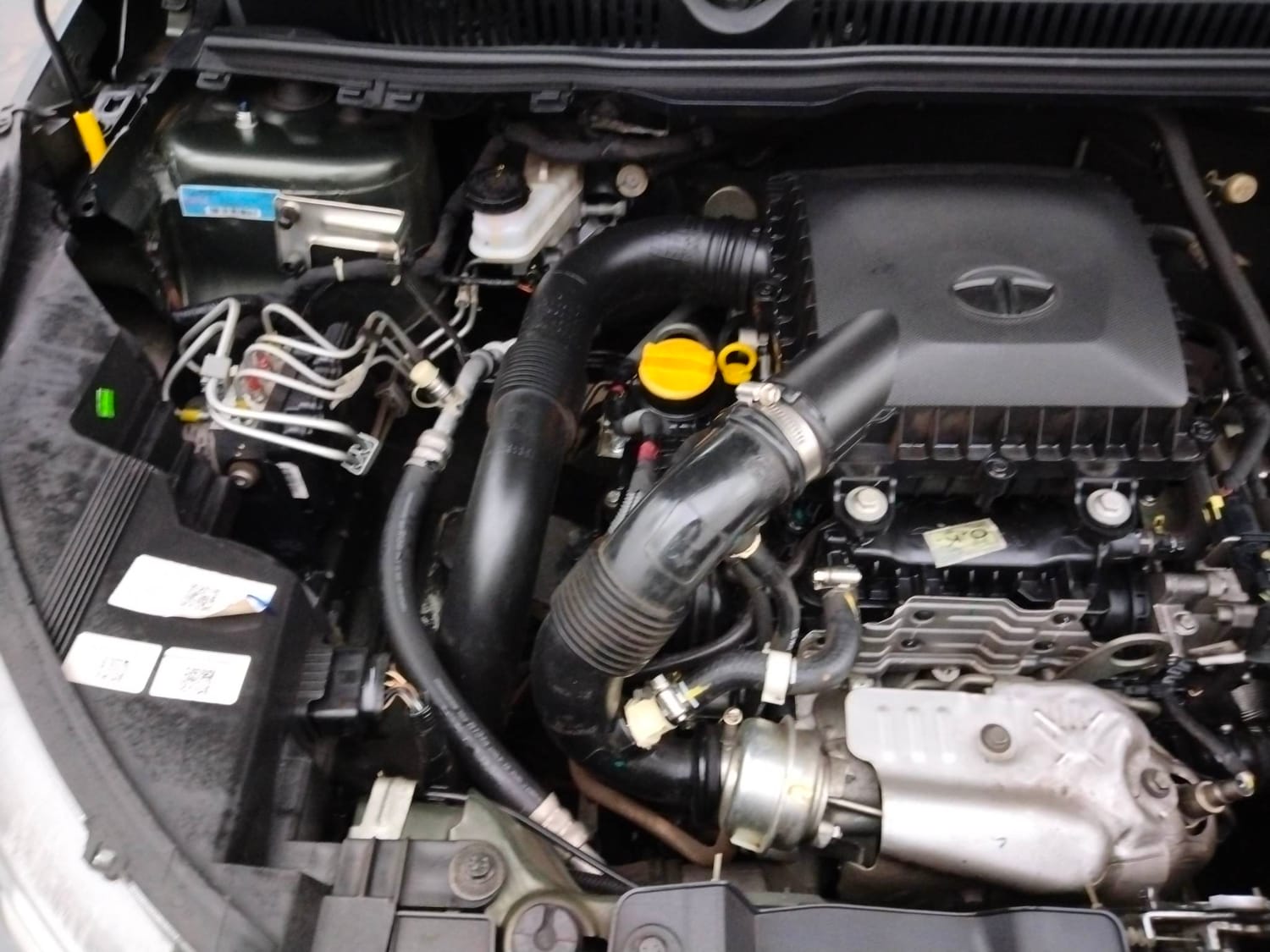 Used 2023 Tata Nexon XMA Petrol Automatic engine ENGINE RIGHT SIDE VIEW