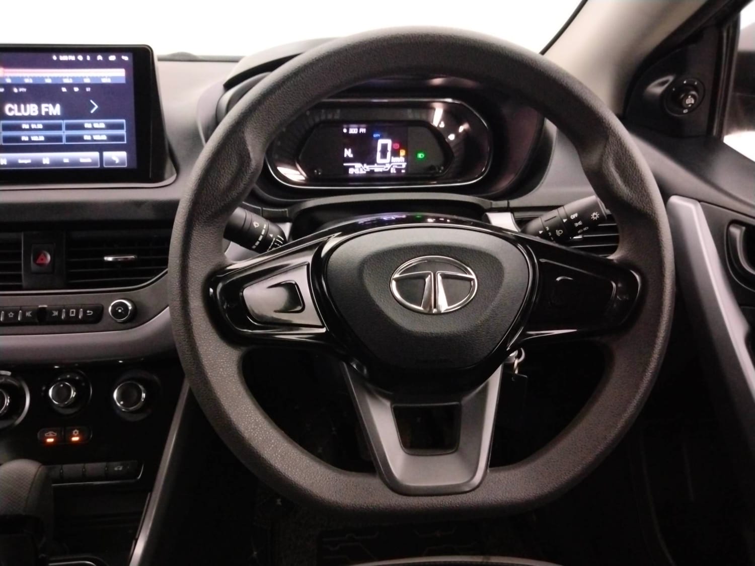 Used 2023 Tata Nexon XMA Petrol Automatic interior STEERING VIEW