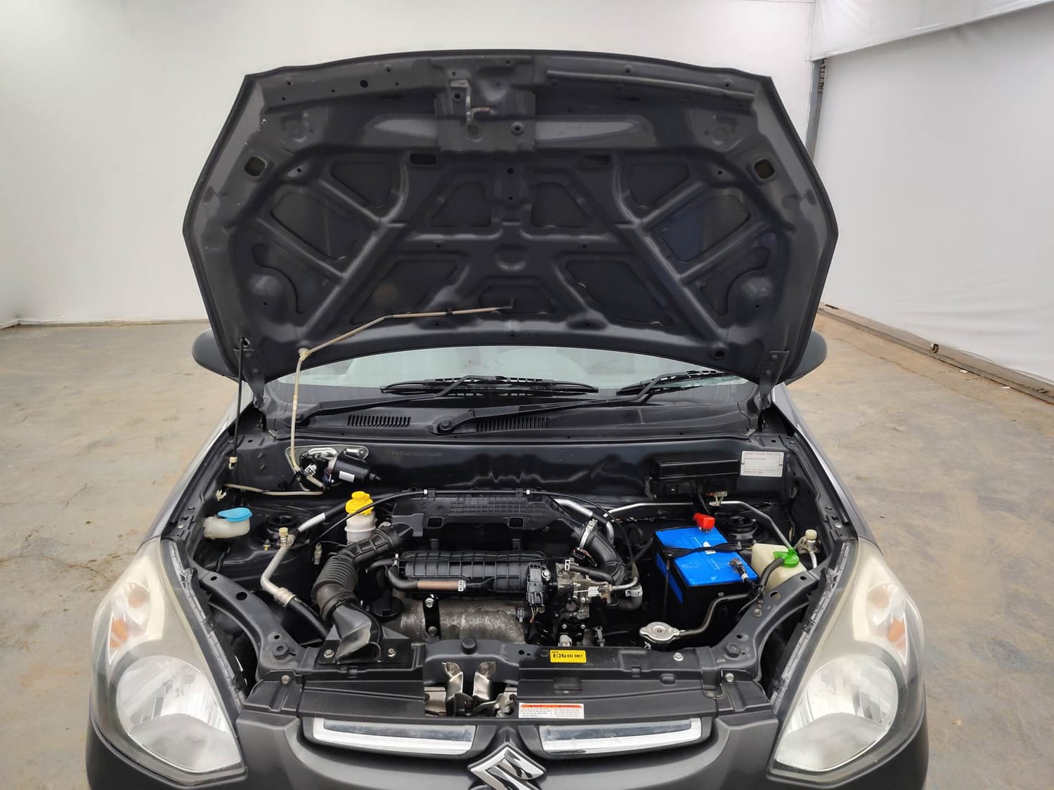 Used 2015 Maruti Suzuki Alto 800 Lxi Petrol Manual engine ENGINE & BONNET OPEN FRONT VIEW