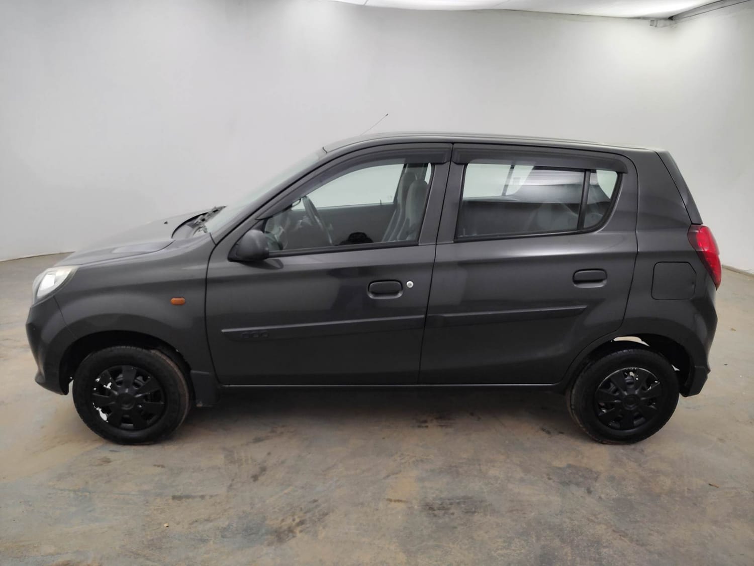 Used 2015 Maruti Suzuki Alto 800 Lxi Petrol Manual exterior LEFT SIDE VIEW
