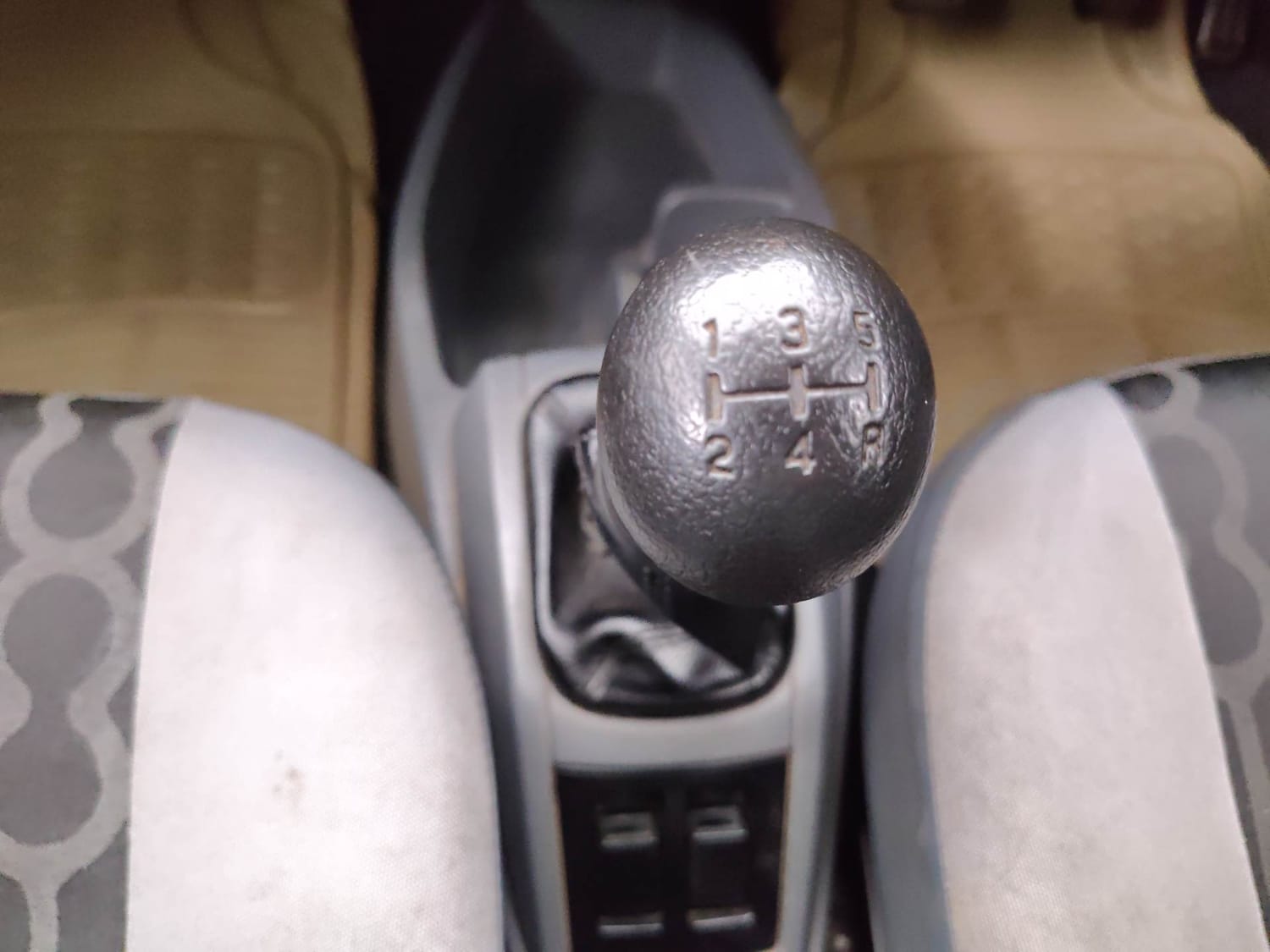 Used 2015 Maruti Suzuki Alto 800 Lxi Petrol Manual interior GEAR  KNOB VIEW
