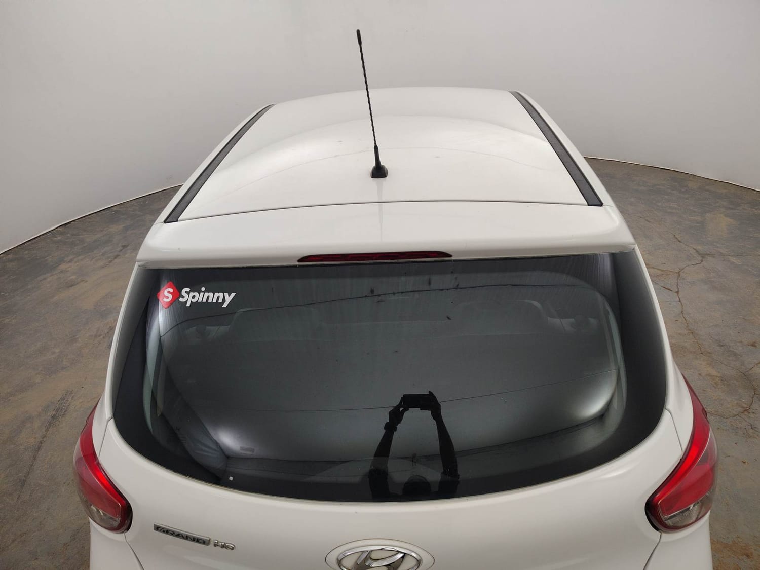 Used 2018 Hyundai Grand i10 Magna 1.2 Kappa VTVT Petrol Manual exterior EXTERIOR ROOF VIEW