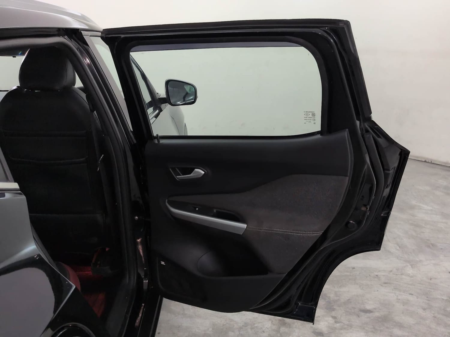 Used 2022 Nissan Magnite XV Premium Turbo CVT Petrol Automatic interior RIGHT REAR DOOR OPEN VIEW