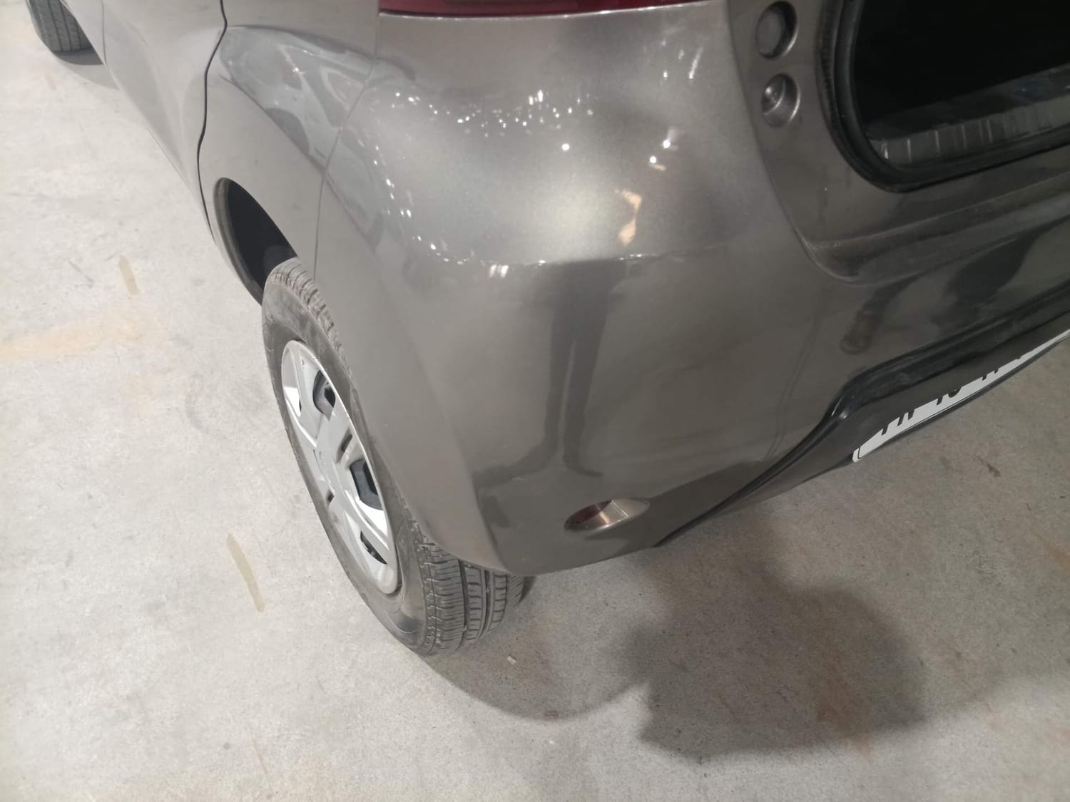 Used 2018 Datsun Redi-GO S 1.0 AMT Petrol Automatic dents MINOR SCRATCH