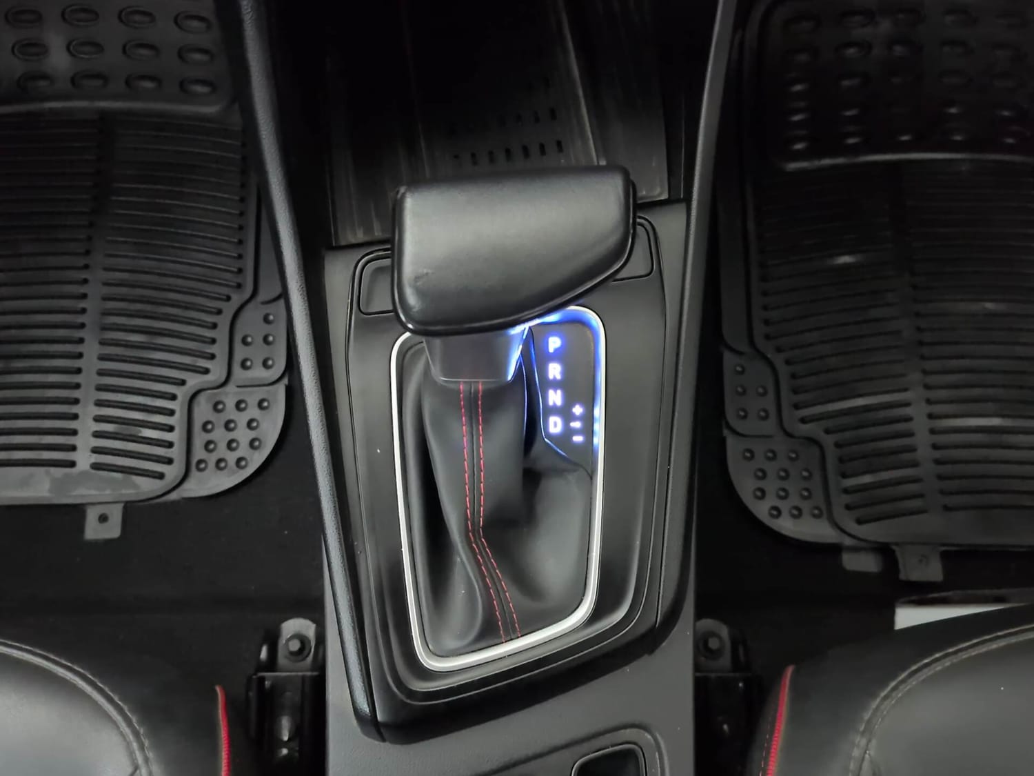 Used 2024 Hyundai Verna SX (O) 1.5 Turbo Petrol DCT Petrol Automatic interior GEAR  KNOB VIEW