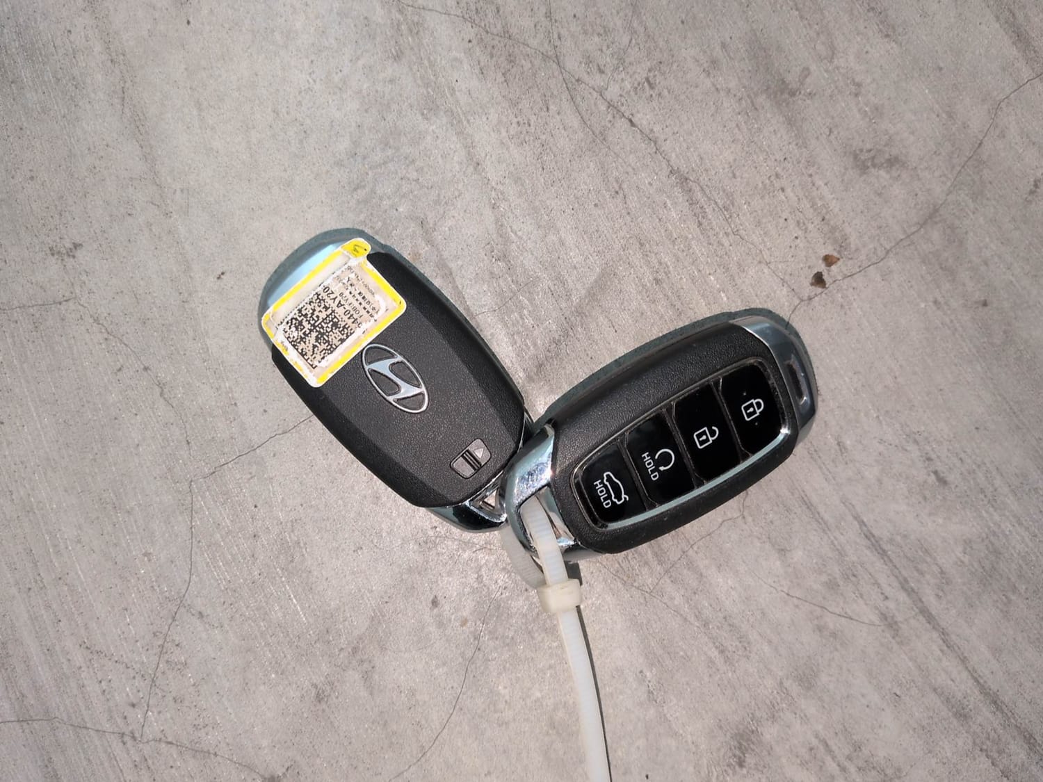 Used 2024 Hyundai Verna SX (O) 1.5 Turbo Petrol DCT Petrol Automatic extra CAR KEY VIEW