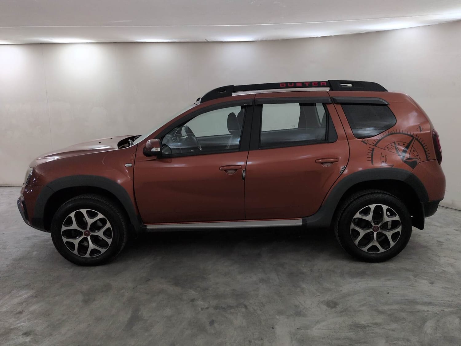 Used 2021 Renault Duster RXZ 1.3 Turbo Petrol MT Petrol Manual exterior LEFT SIDE VIEW