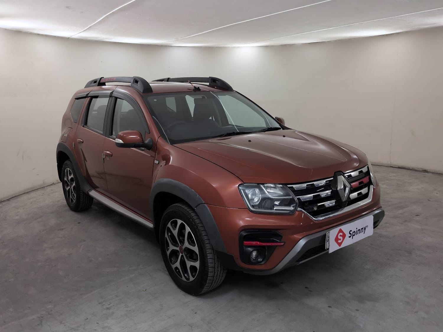 Used 2021 Renault Duster RXZ 1.3 Turbo Petrol MT Petrol Manual exterior RIGHT FRONT CORNER VIEW