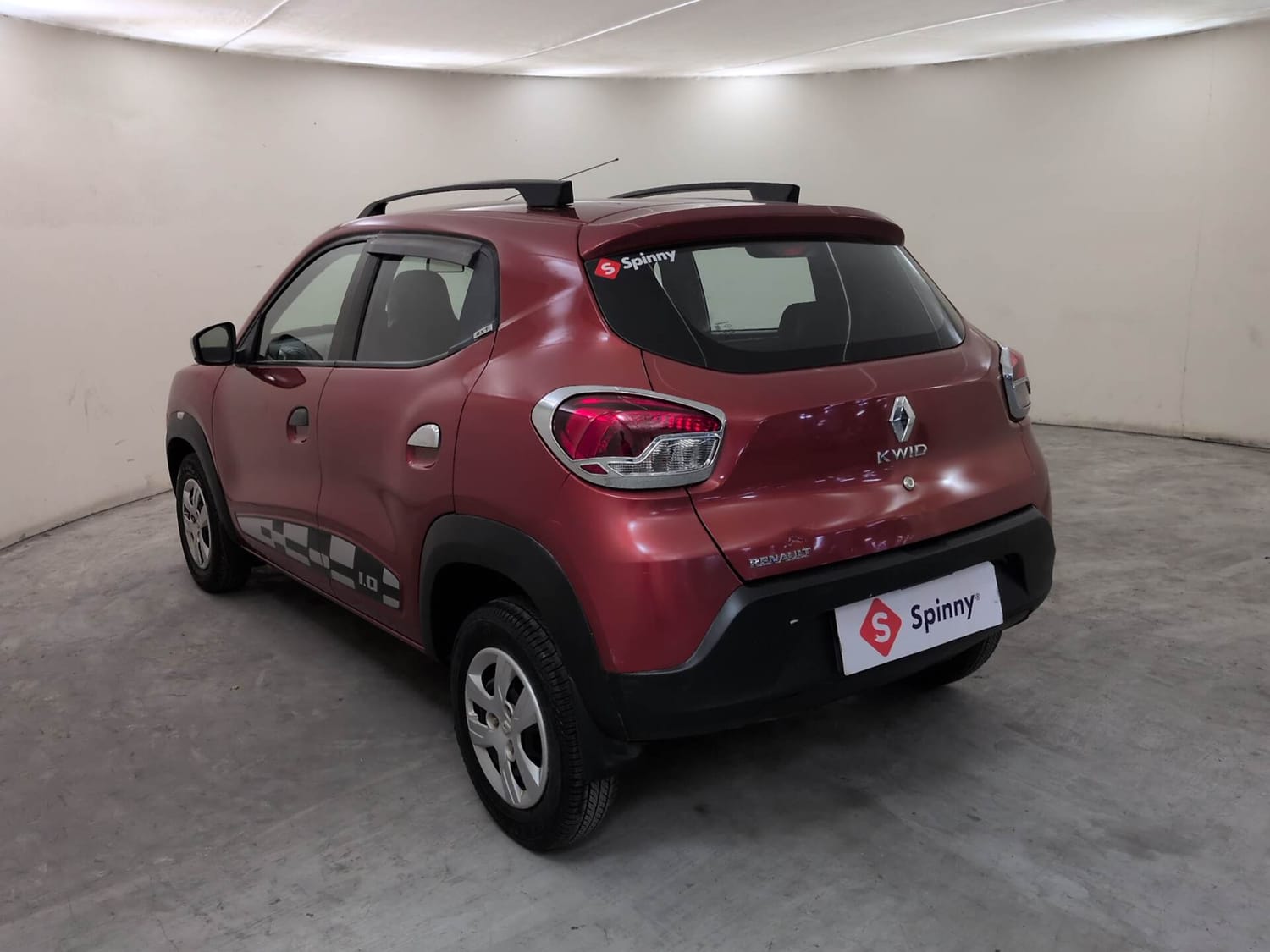 Used 2018 Renault Kwid RXT (O) 1.0 SCE Edition Petrol Manual exterior LEFT REAR CORNER VIEW