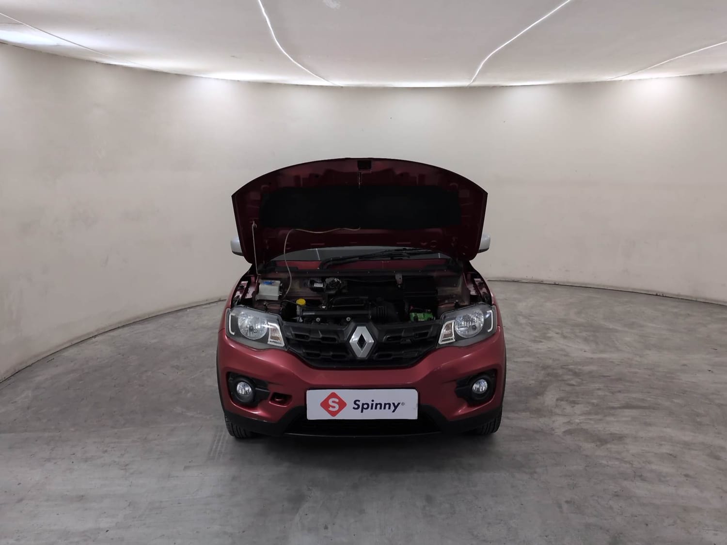 Used 2018 Renault Kwid RXT (O) 1.0 SCE Edition Petrol Manual engine ENGINE & BONNET OPEN FRONT VIEW