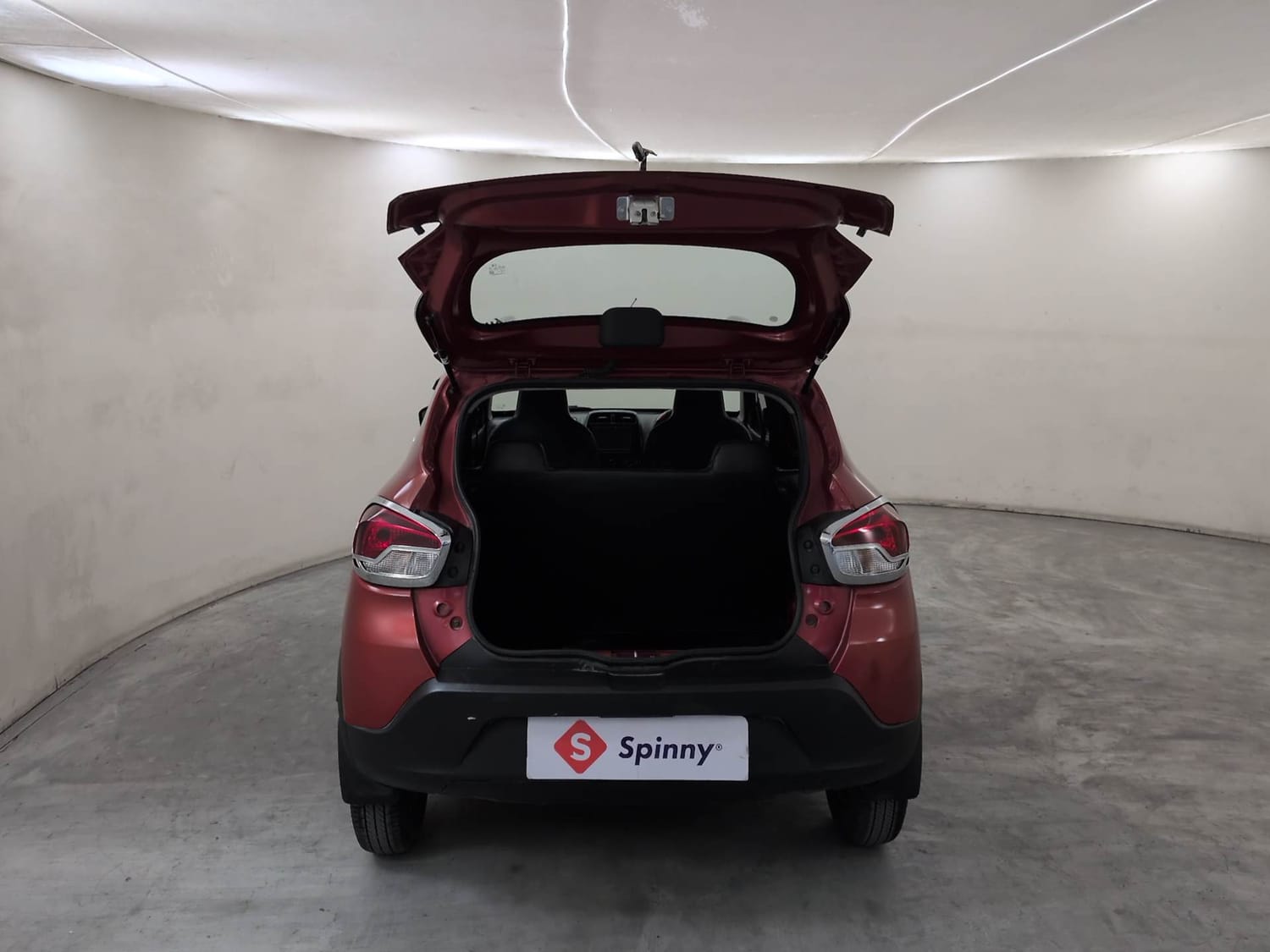 Used 2018 Renault Kwid RXT (O) 1.0 SCE Edition Petrol Manual interior DICKY DOOR OPEN VIEW