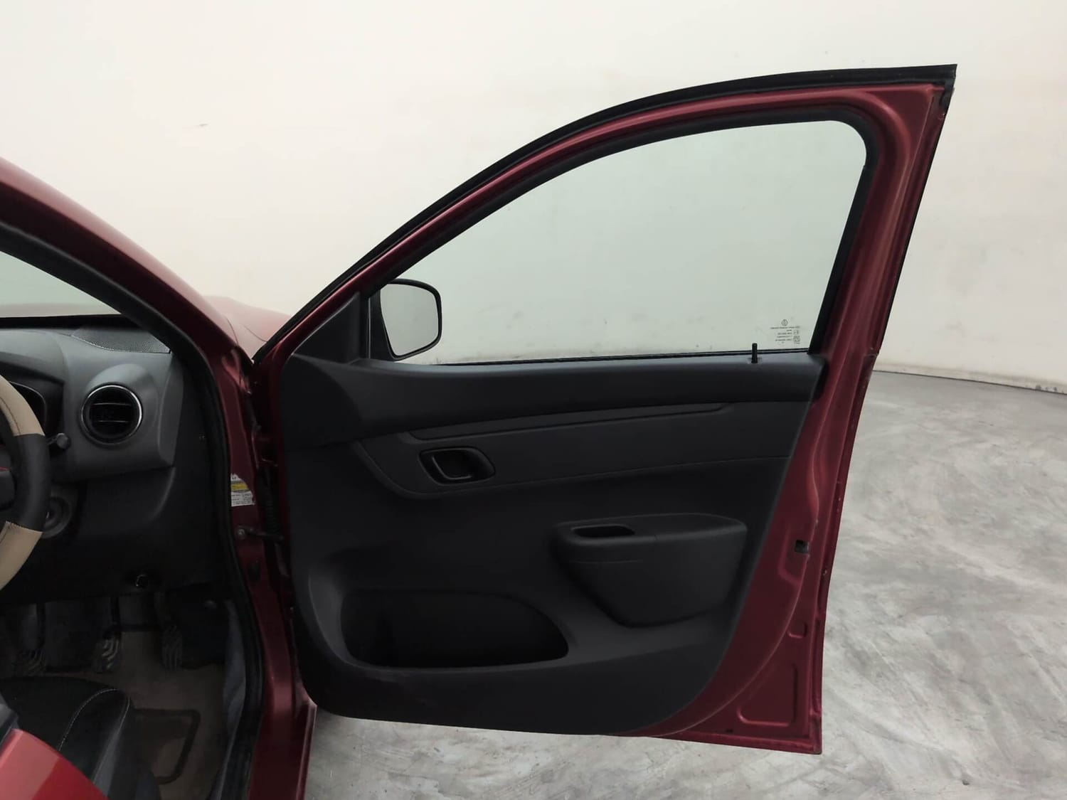 Used 2016 Renault Kwid RXT Petrol Manual interior RIGHT FRONT DOOR OPEN VIEW