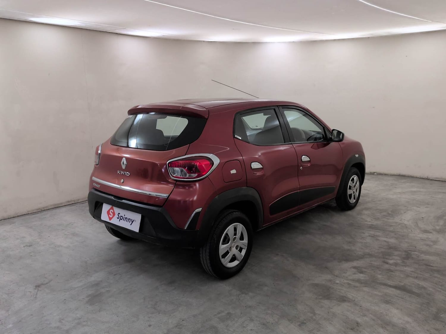 Used 2016 Renault Kwid RXT Petrol Manual exterior RIGHT REAR CORNER VIEW
