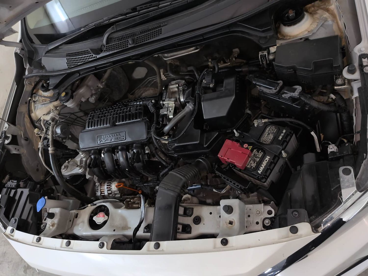 Used 2024 Honda Amaze VX 1.2 Petrol CVT Petrol Automatic engine ENGINE LEFT SIDE VIEW