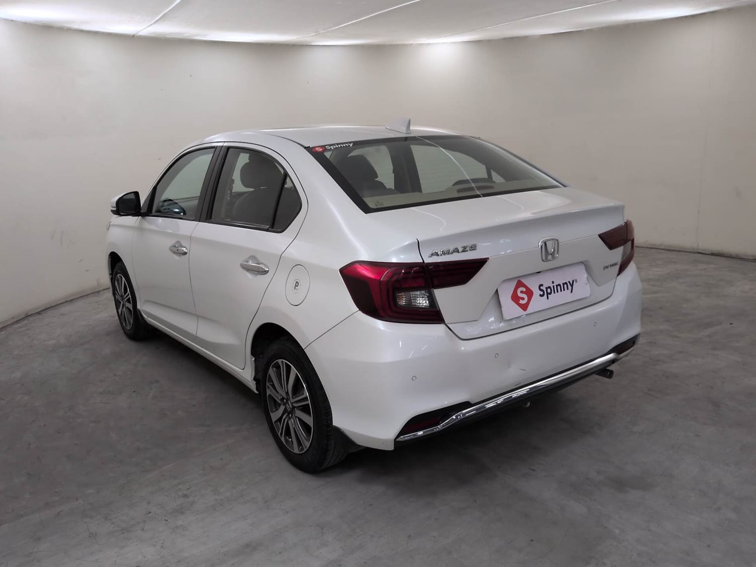 Used 2024 Honda Amaze VX 1.2 Petrol CVT Petrol Automatic exterior LEFT REAR CORNER VIEW