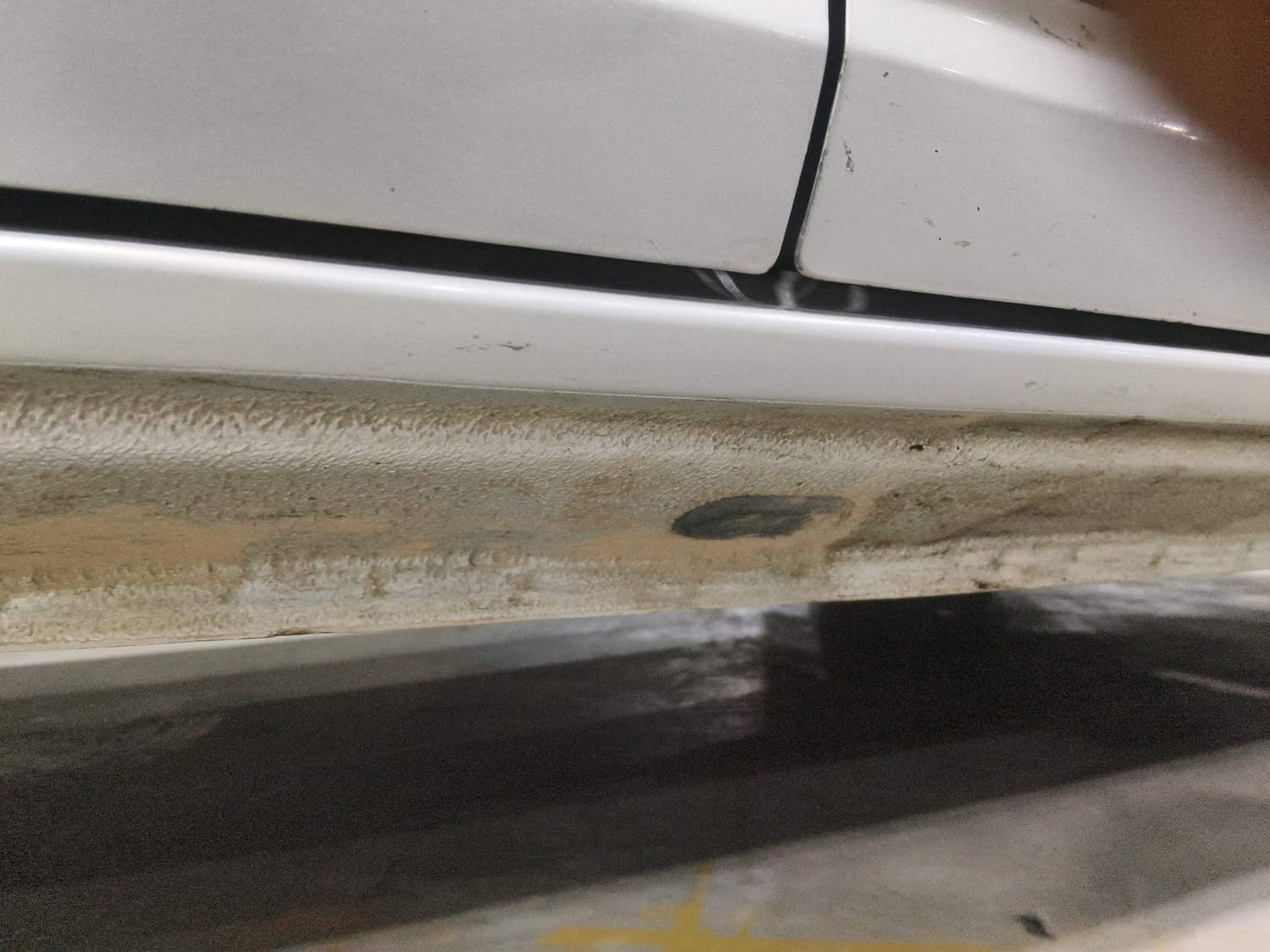Used 2022 Renault Kwid RXT 1.0 AMT (O) Petrol Automatic dents MINOR DENT