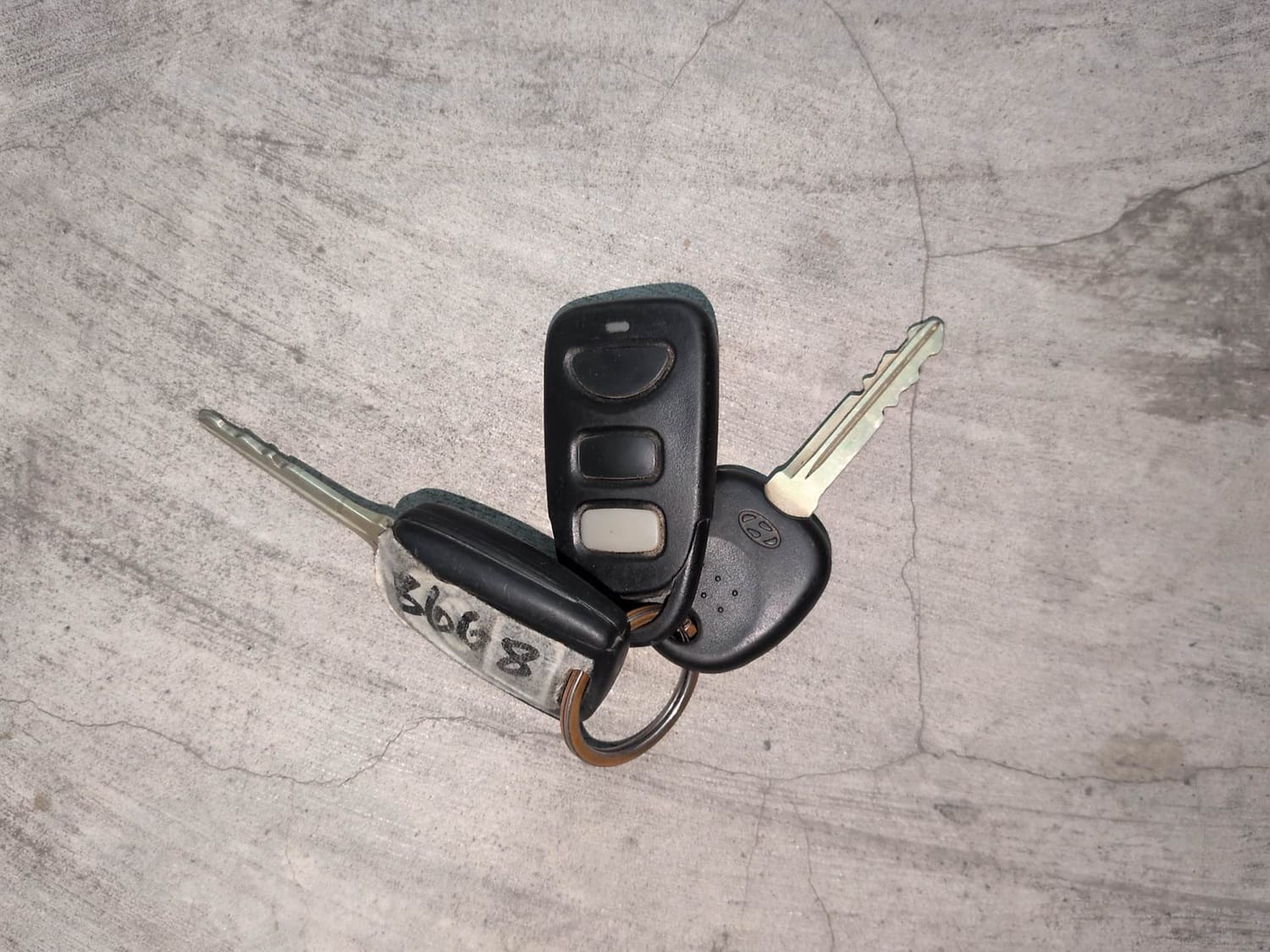 Used 2018 Hyundai Grand i10 Sportz 1.2 Kappa VTVT Petrol Manual extra CAR KEY VIEW