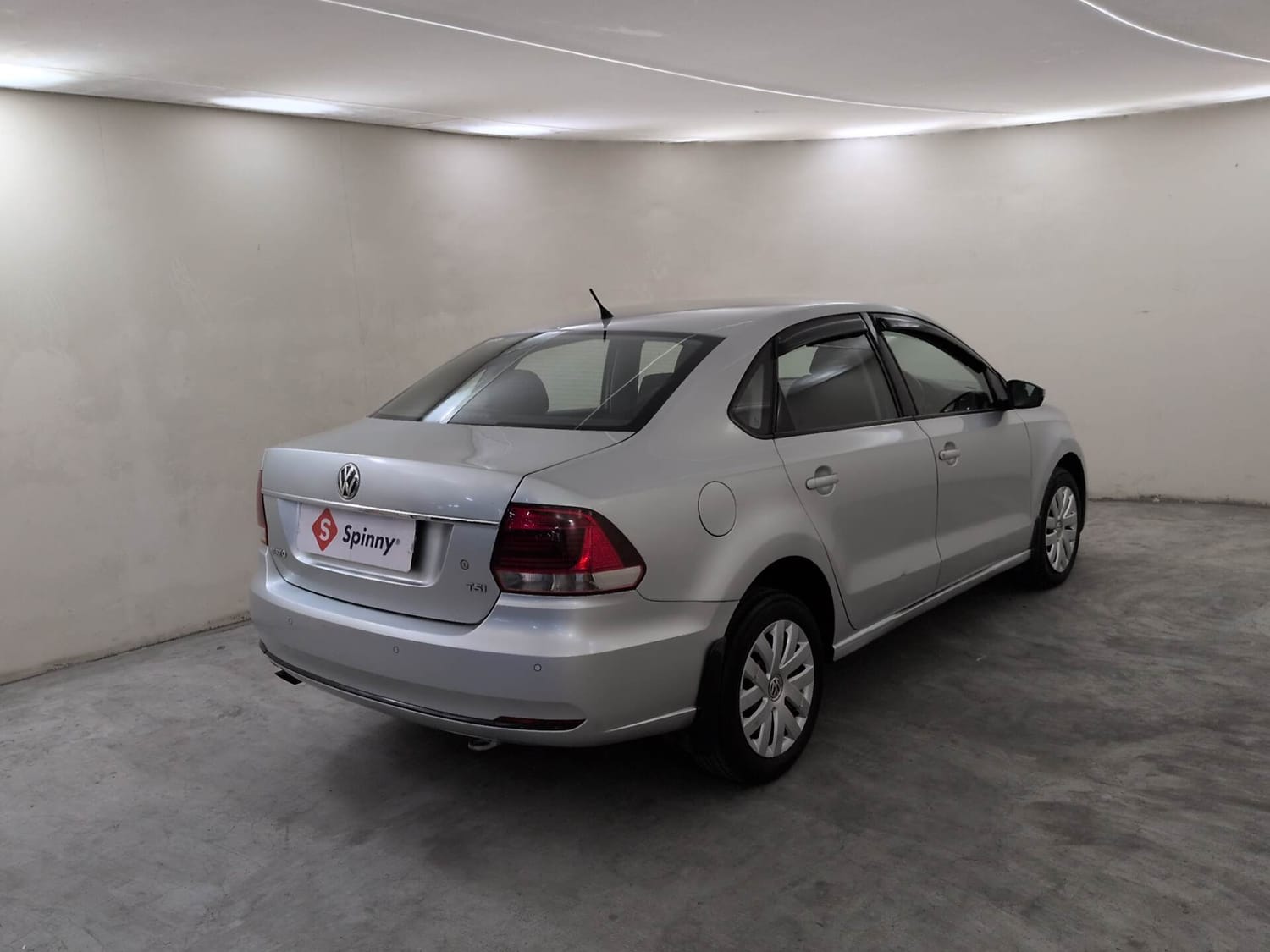 Used 2016 Volkswagen Vento Comfortline 1.2 (P) AT Petrol Automatic exterior RIGHT REAR CORNER VIEW