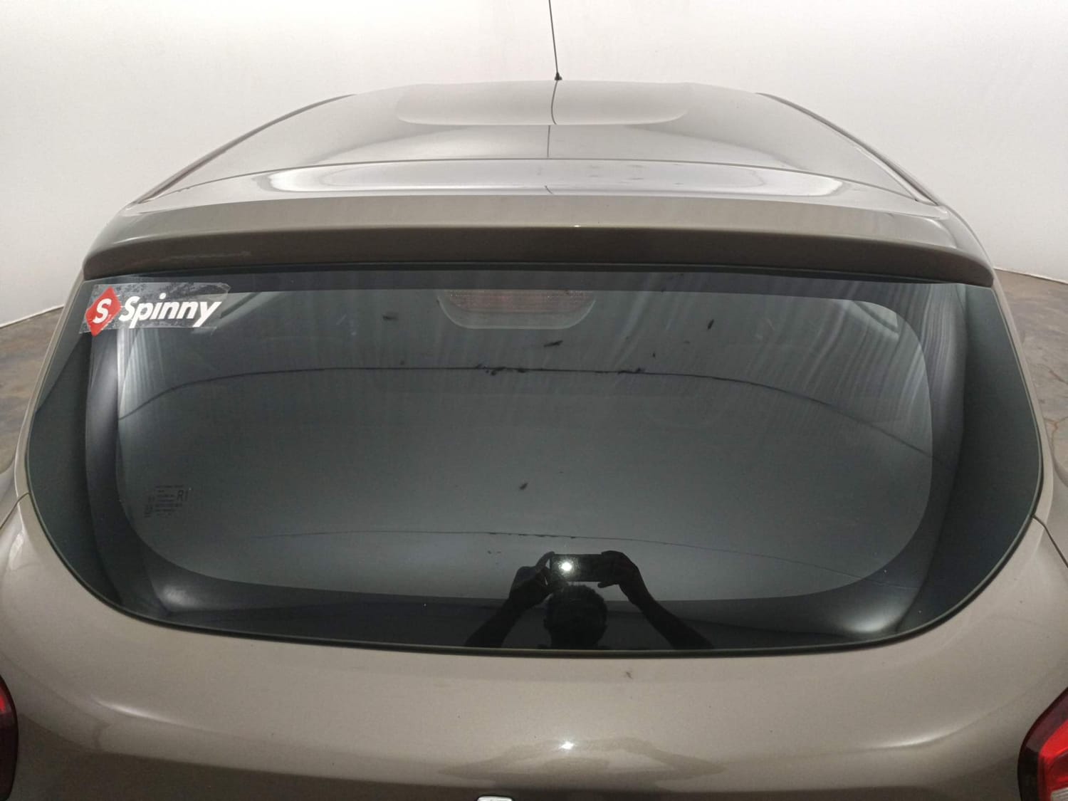 Used 2019 Renault Kwid RXL Petrol Manual exterior BACK WINDSHIELD VIEW