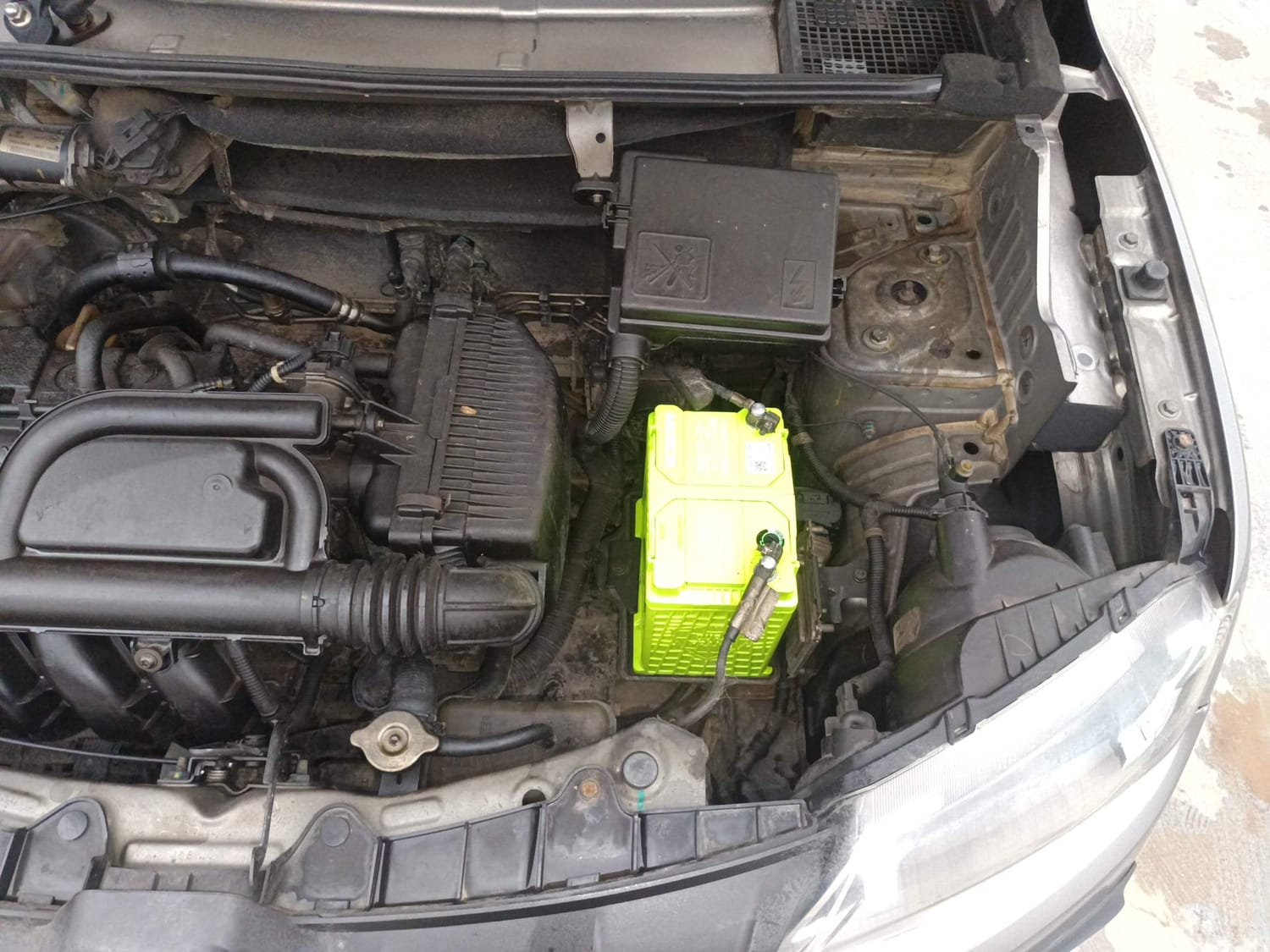 Used 2019 Renault Kwid RXL Petrol Manual engine ENGINE LEFT SIDE VIEW