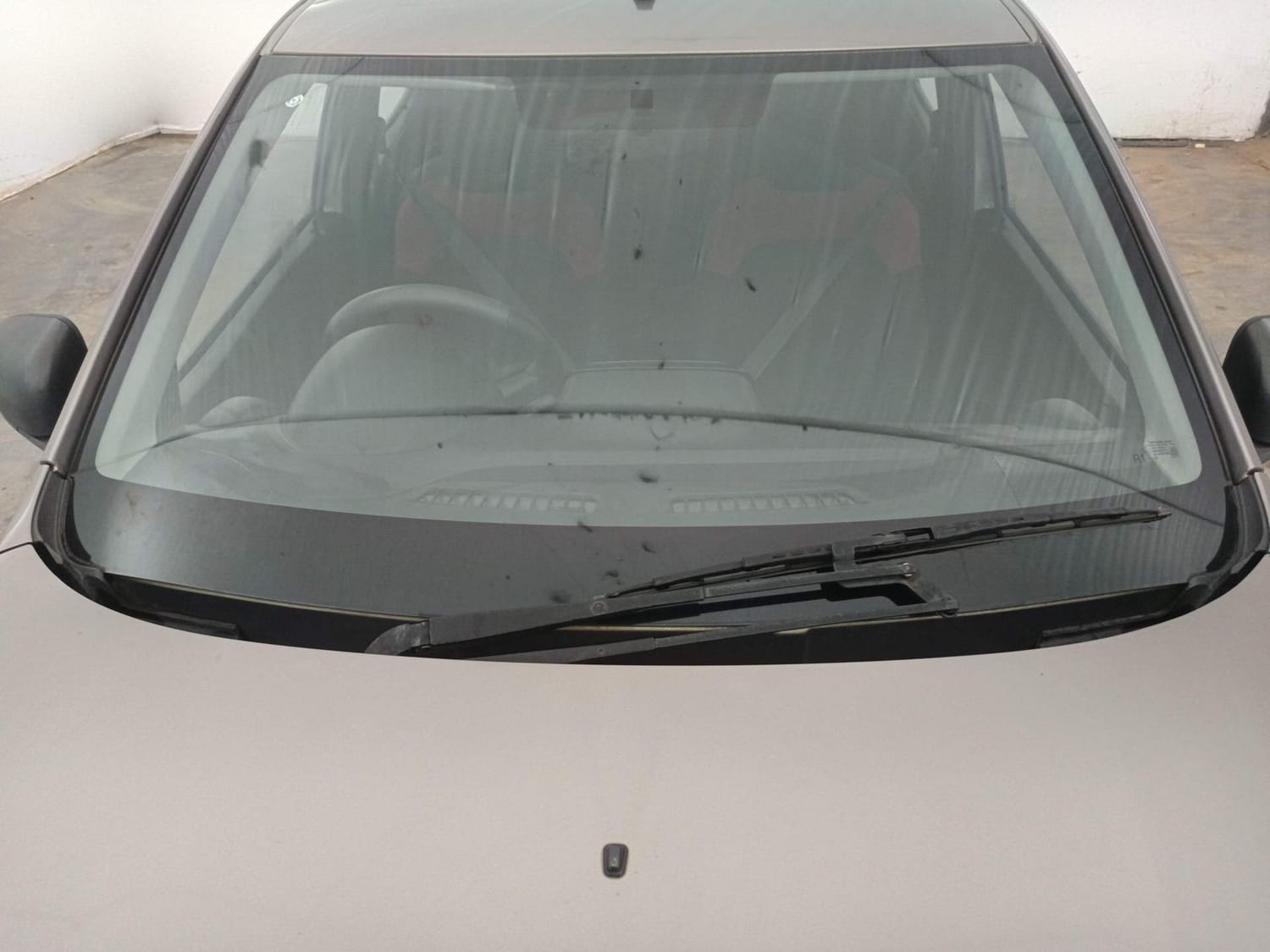 Used 2019 Renault Kwid RXL Petrol Manual exterior FRONT WINDSHIELD VIEW