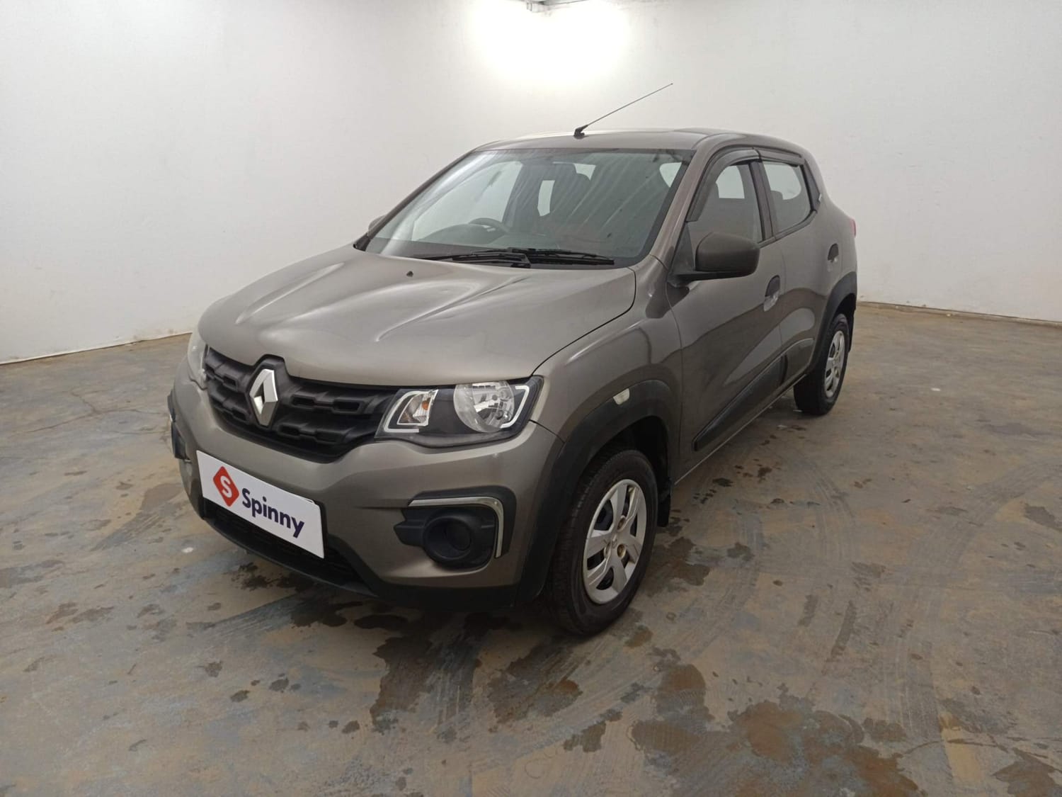Used 2019 Renault Kwid RXL Petrol Manual exterior LEFT FRONT CORNER VIEW