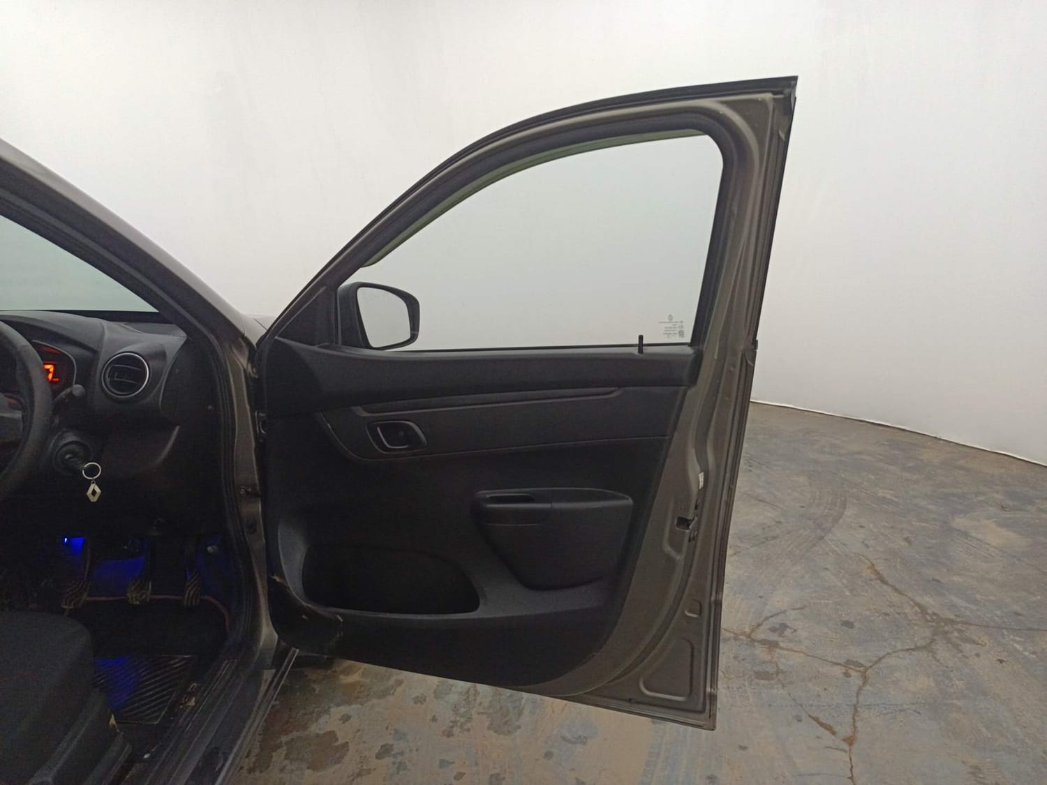 Used 2019 Renault Kwid RXL Petrol Manual interior RIGHT FRONT DOOR OPEN VIEW