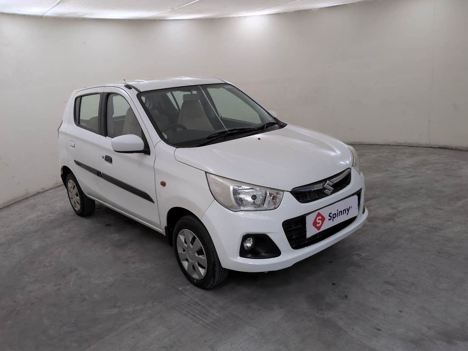 Used 2016 Maruti Suzuki Alto K10 VXi (O) Petrol Manual exterior RIGHT FRONT CORNER VIEW